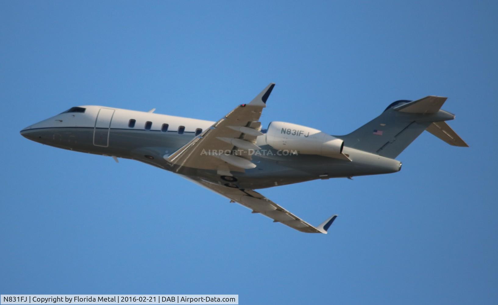 N831FJ, 2013 Bombardier Challenger 350 (BD-100-1A10) C/N 20425, Challenger 350