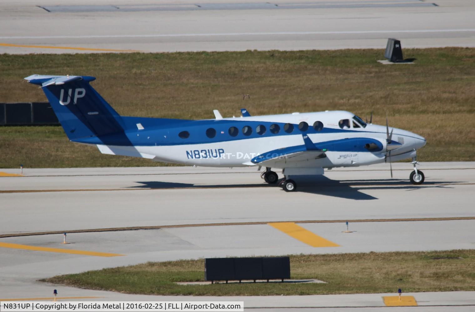 N831UP, 2014 Beechcraft 350 King Air C/N FL-943, Wheels Up