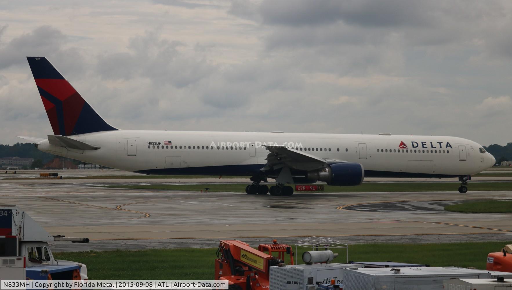 N833MH, 2000 Boeing 767-432/ER C/N 29706, Delta