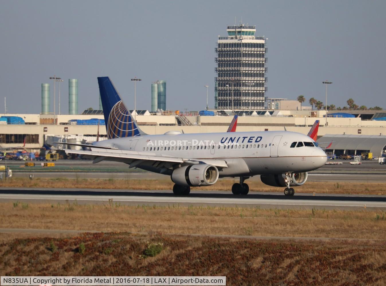 N835UA, 2001 Airbus A319-131 C/N 1426, United