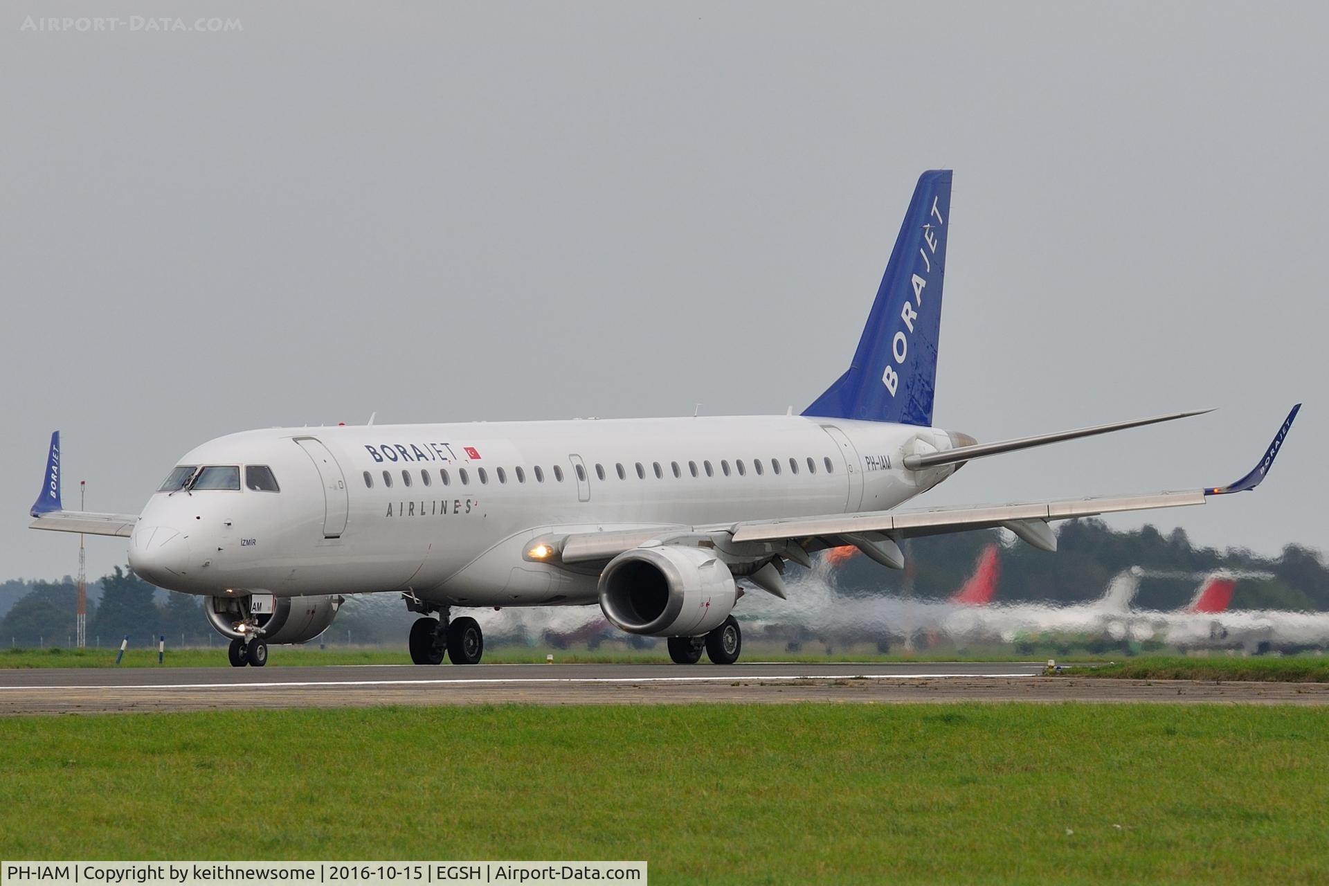 PH-IAM, 2009 Embraer 190AR (ERJ-190-100IGW) C/N 19000310, Arriving at Norwich.