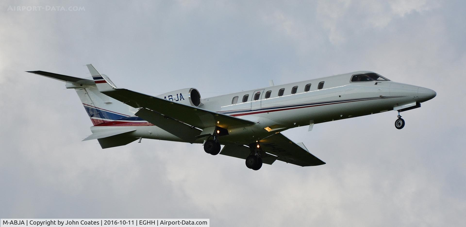 M-ABJA, 2012 Learjet 45 C/N 454, Ryanair 3 arriving