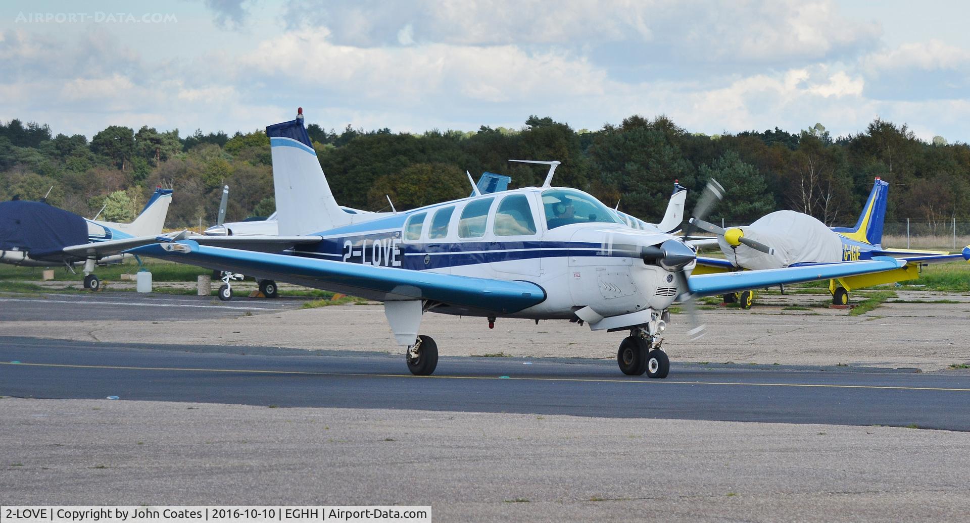 2-LOVE, 1976 Beech A36 Bonanza 36 Bonanza 36 C/N E-854, Taxiing to depart