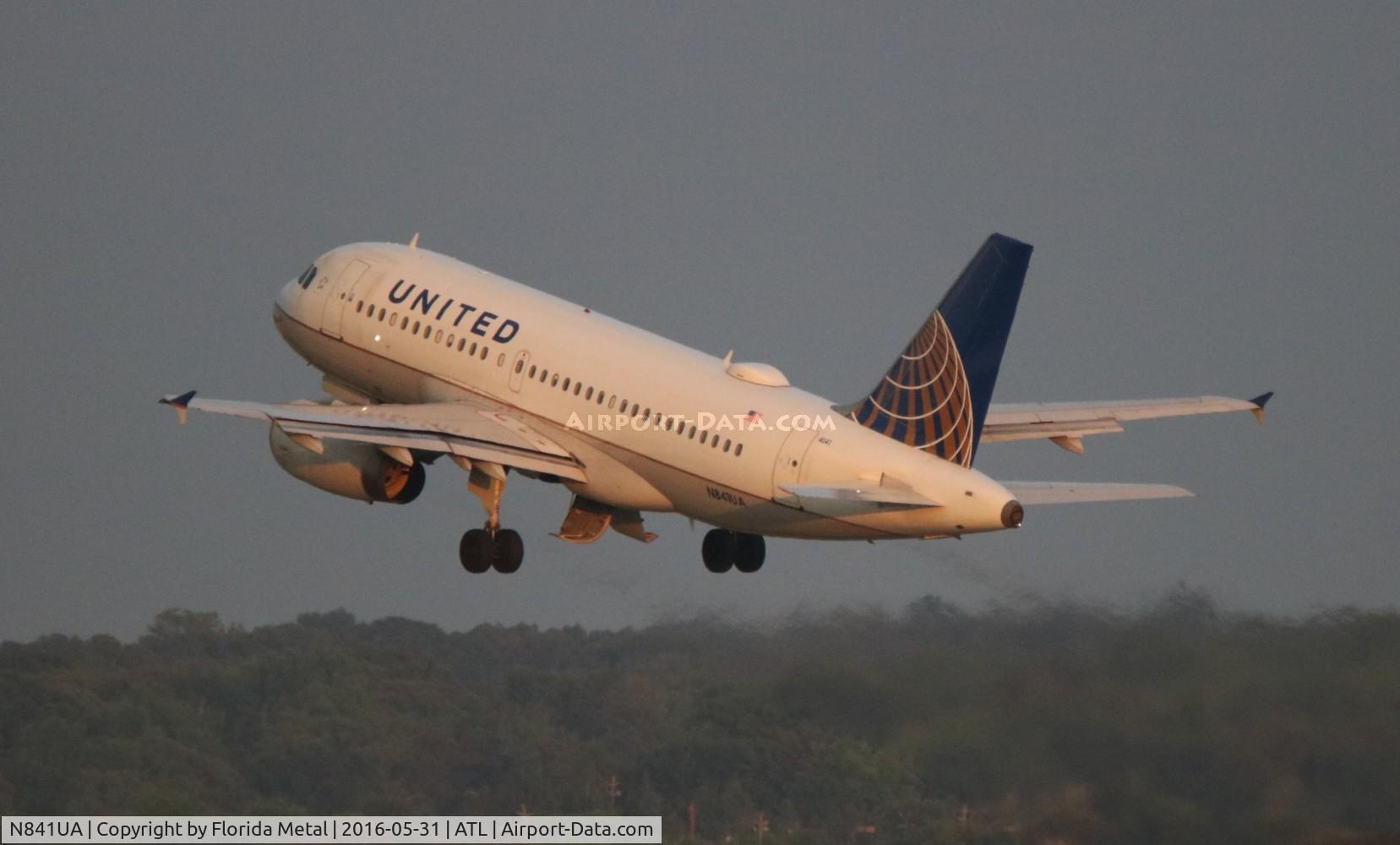N841UA, 2001 Airbus A319-131 C/N 1545, United