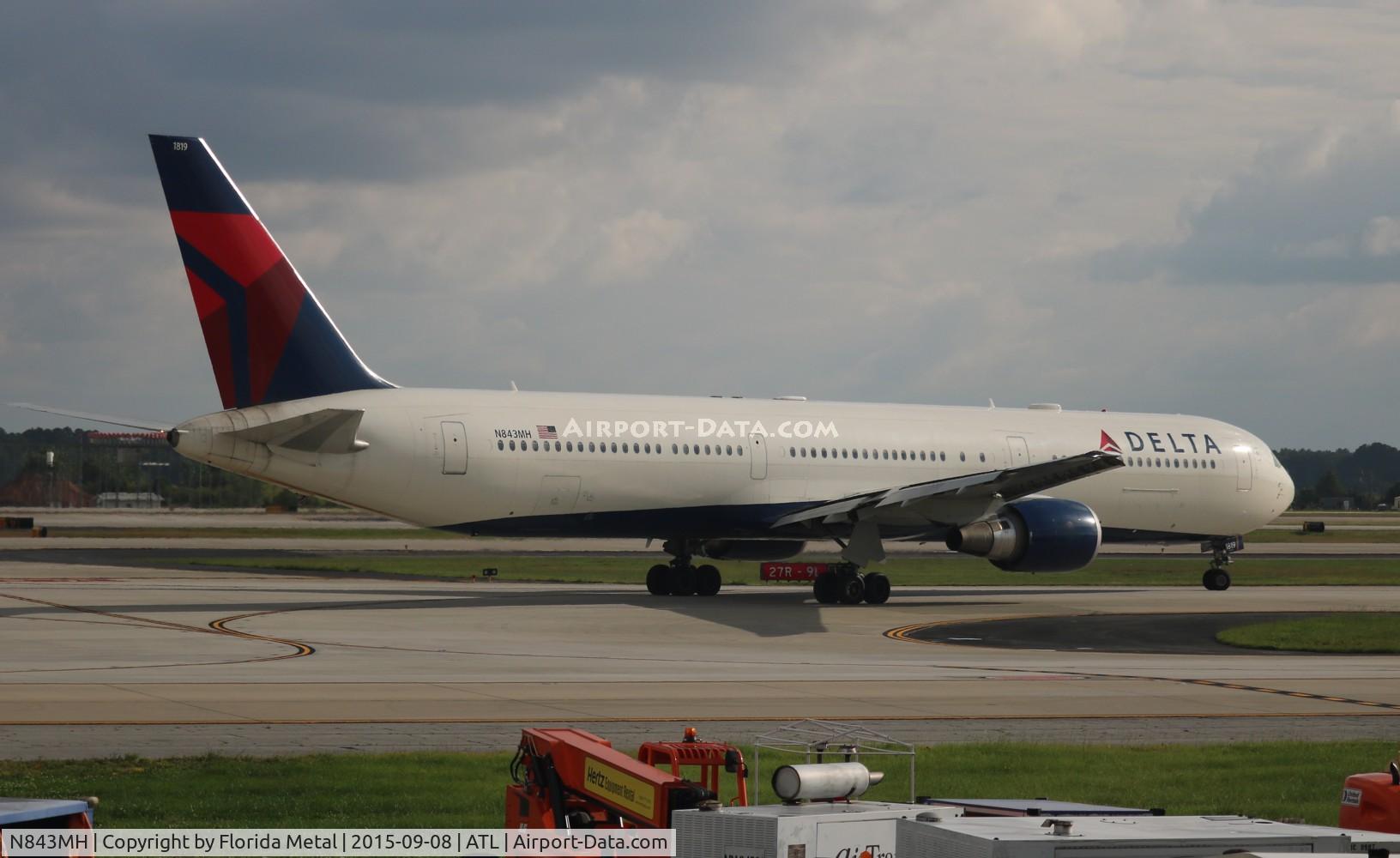 N843MH, 2002 Boeing 767-432/ER C/N 29716, Delta