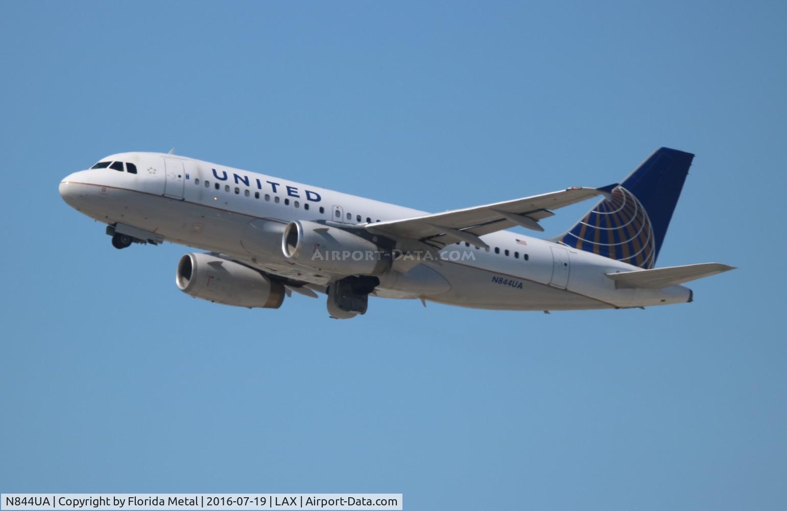 N844UA, 2001 Airbus A319-131 C/N 1581, United