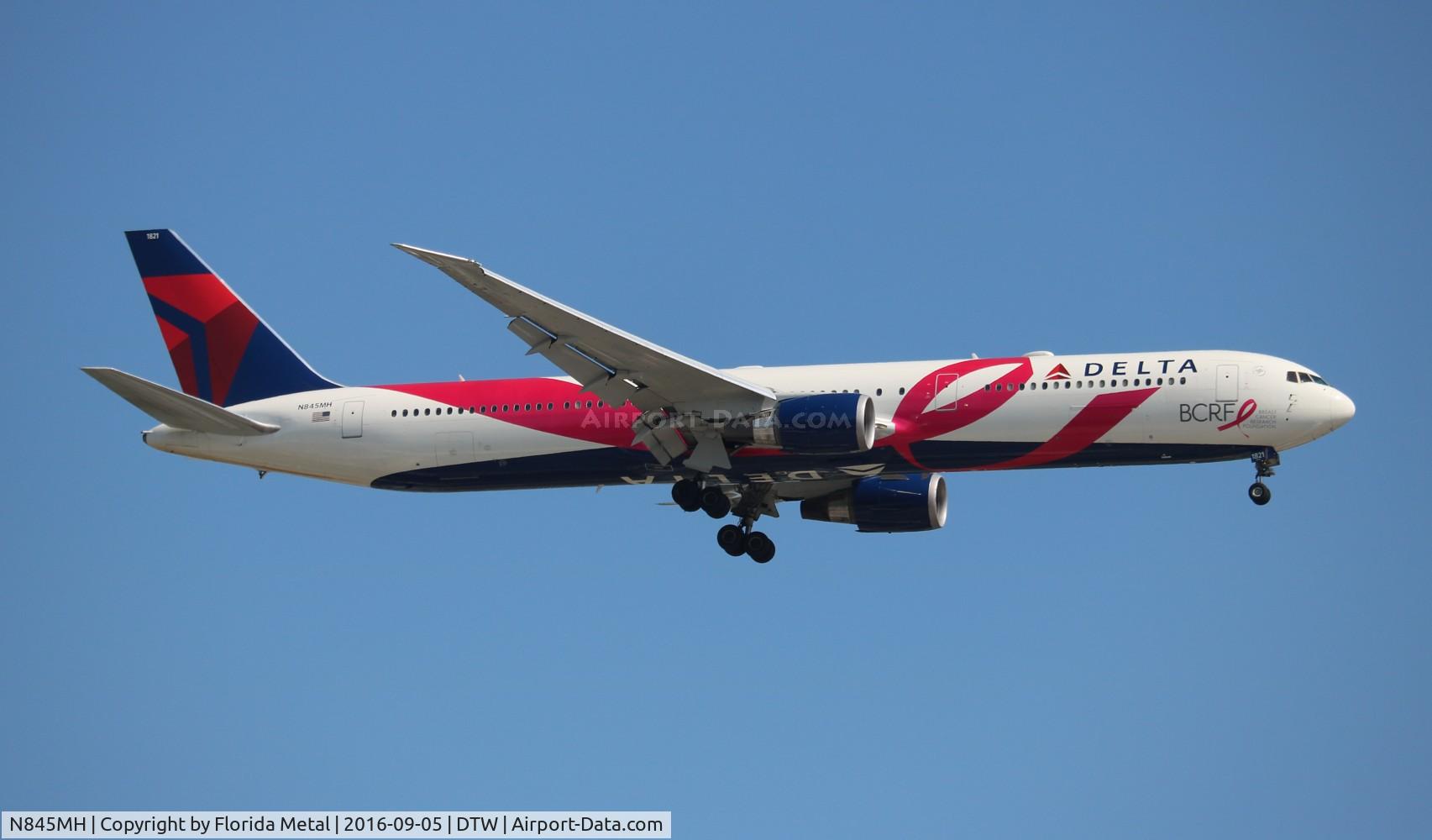 N845MH, 2002 Boeing 767-432/ER C/N 29719, Delta Breast Cancer