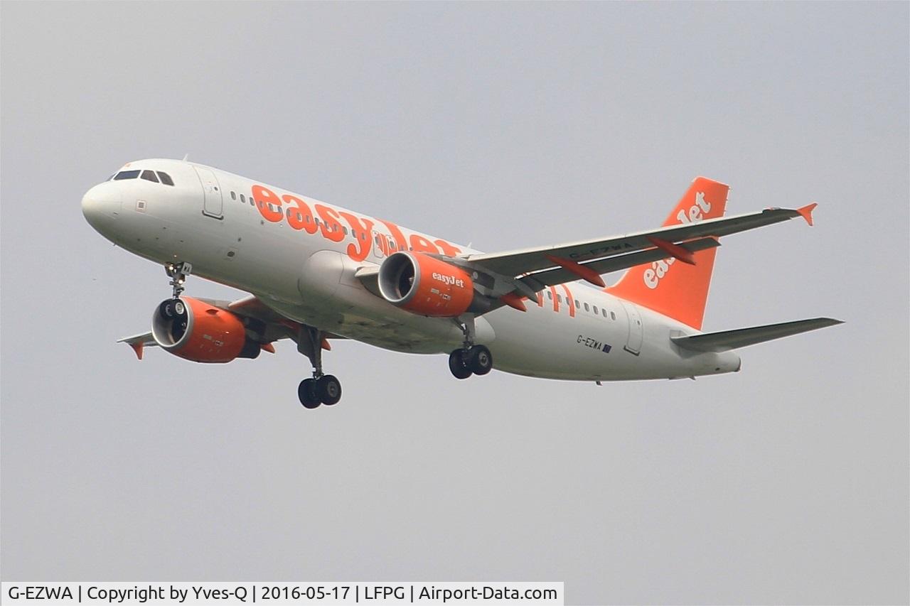G-EZWA, 2012 Airbus A320-214 C/N 5201, Airbus A320-214, Short approach rwy 27R, Paris-Roissy Charles De Gaulle airport (LFPG-CDG)