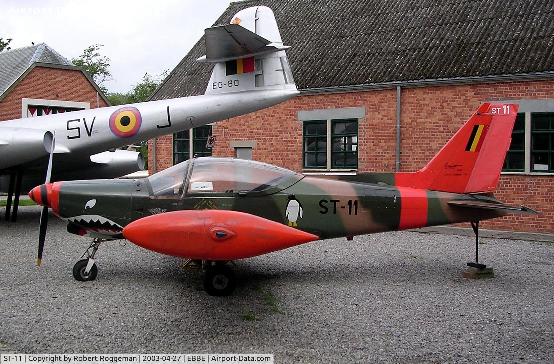 ST-11, SIAI-Marchetti SF-260M C/N 10-11, First Wing Historical Centre.