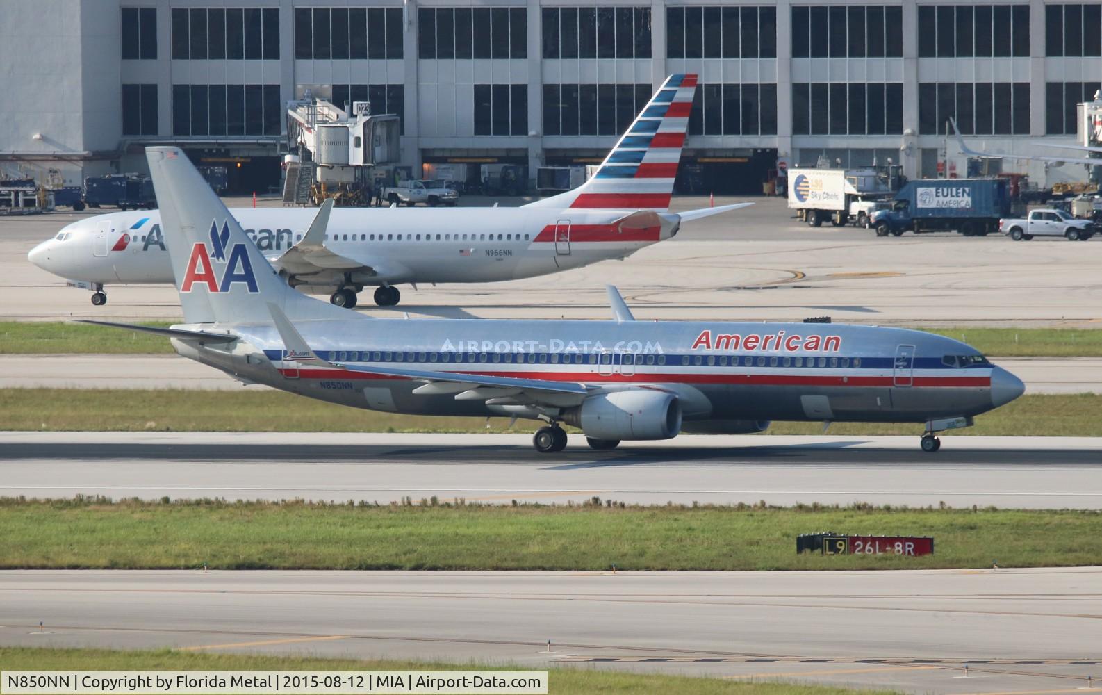 N850NN, 2010 Boeing 737-823 C/N 40580, American