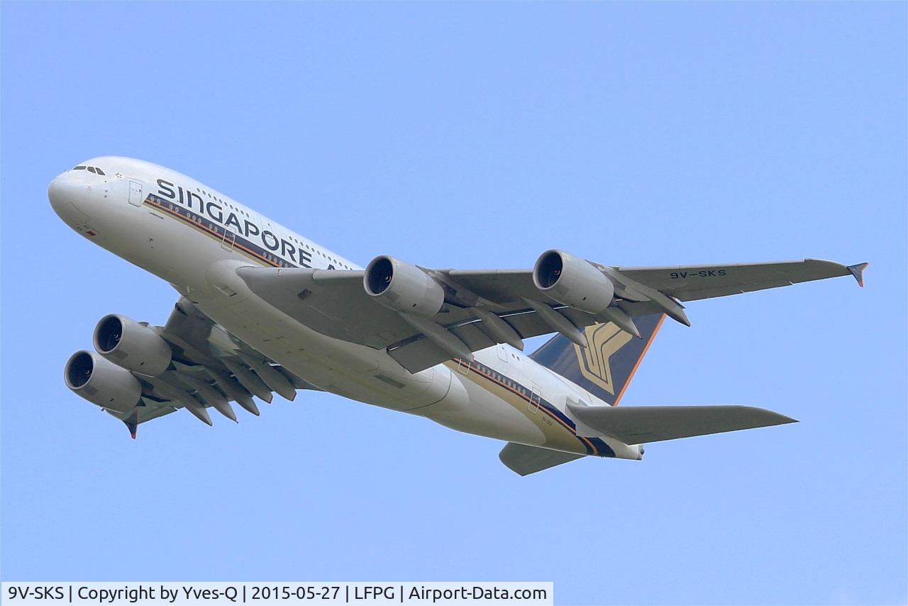 9V-SKS, 2012 Airbus A380-841 C/N 085, Airbus A380-841, Take off rwy 27L, Roissy Charles De Gaulle airport (LFPG-CDG)