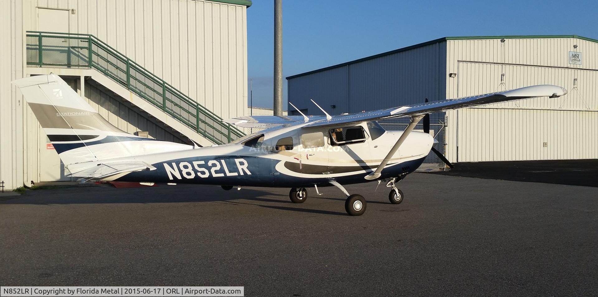 N852LR, 2008 Cessna 206H Stationair C/N 20608313, Cessna 206H