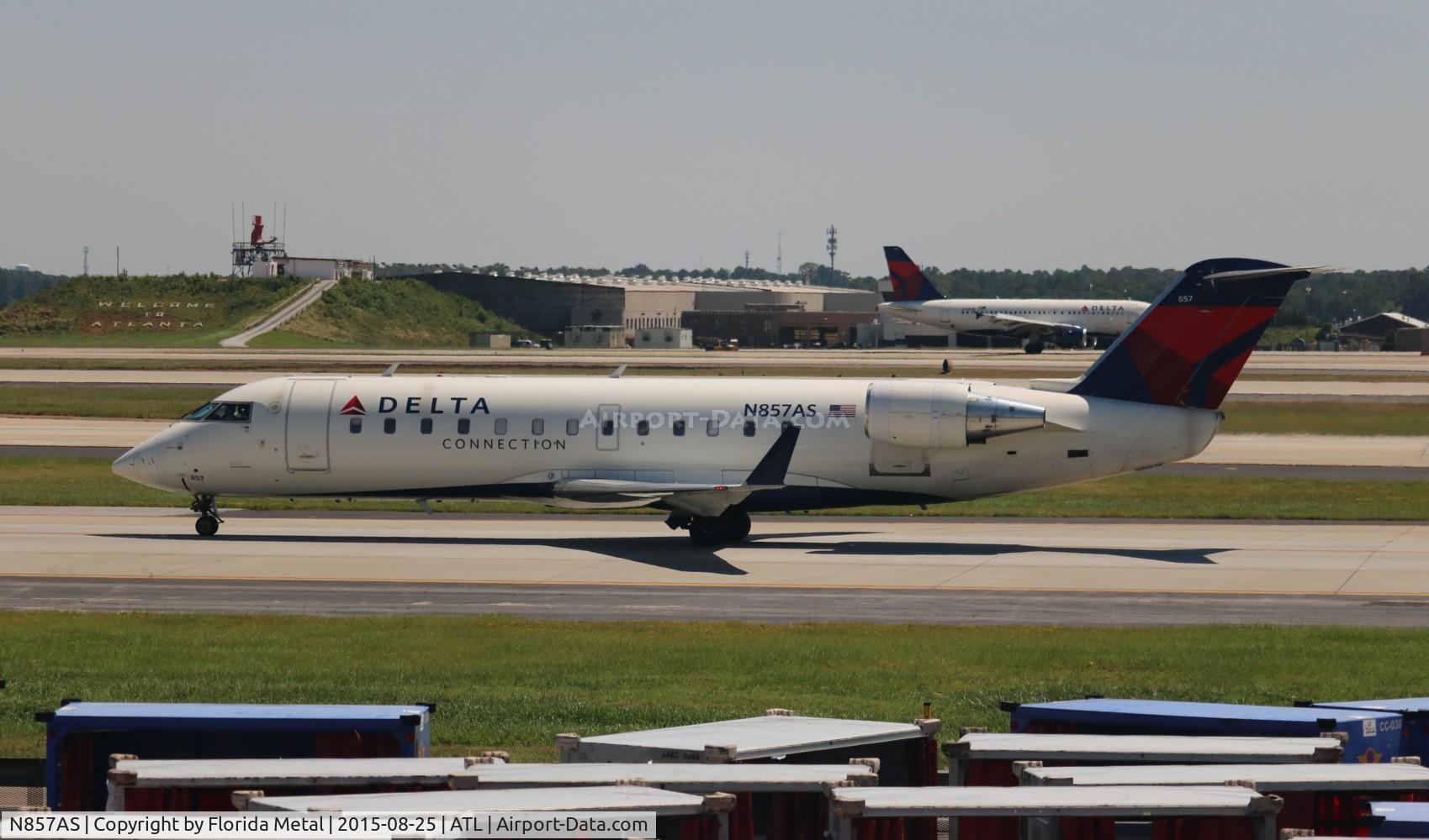 N857AS, 2000 Bombardier CRJ-200ER (CL-600-2B19) C/N 7411, Delta Connection