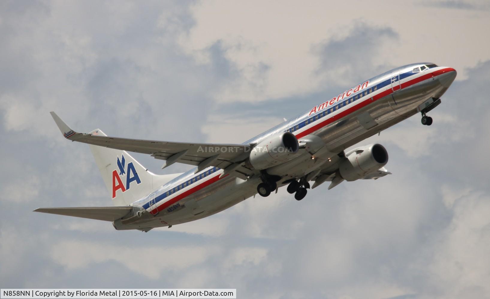 N858NN, Boeing 737-823 C/N 30904, American