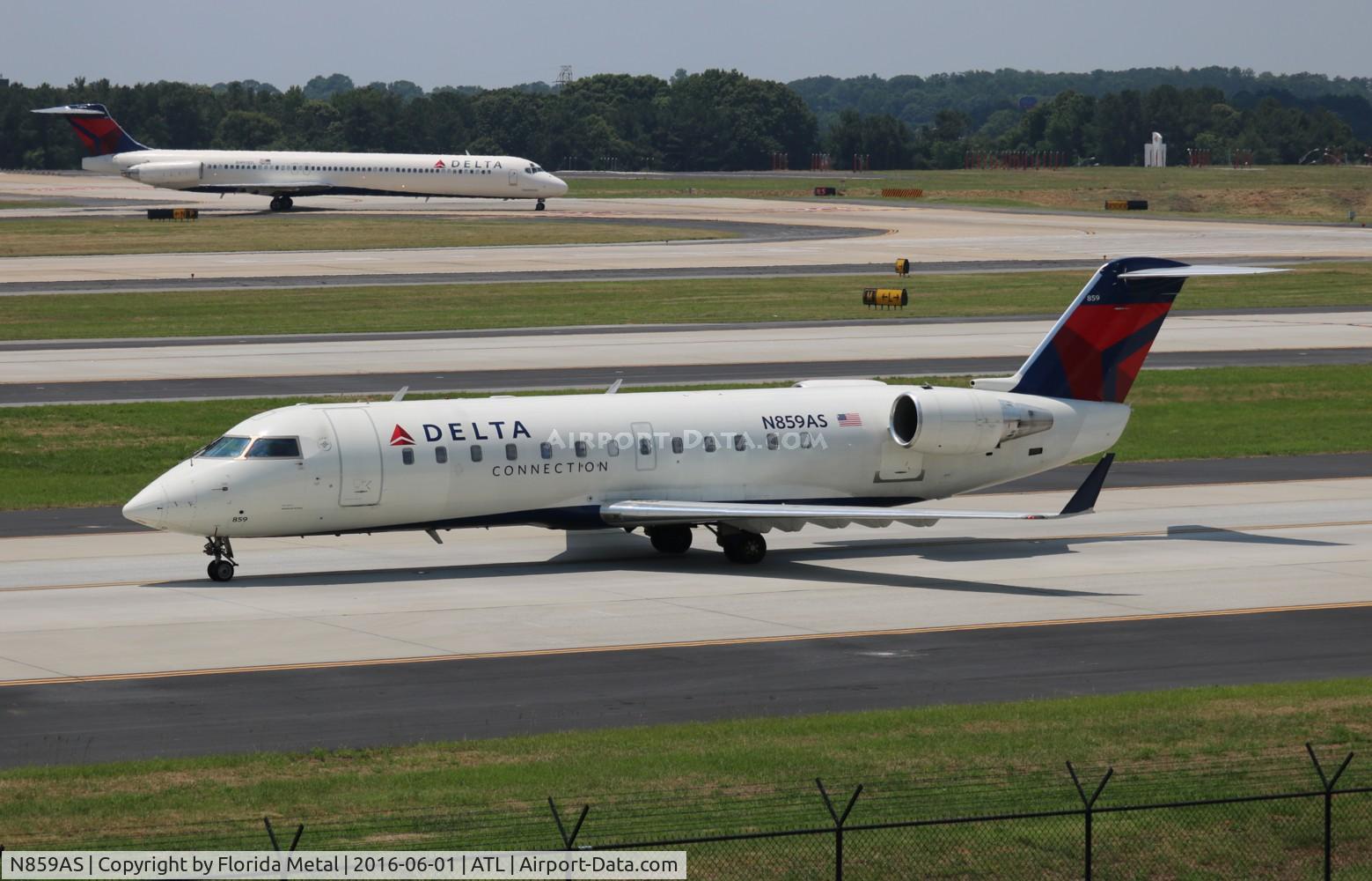 N859AS, 2000 Bombardier CRJ-200ER (CL-600-2B19) C/N 7421, Delta Connection