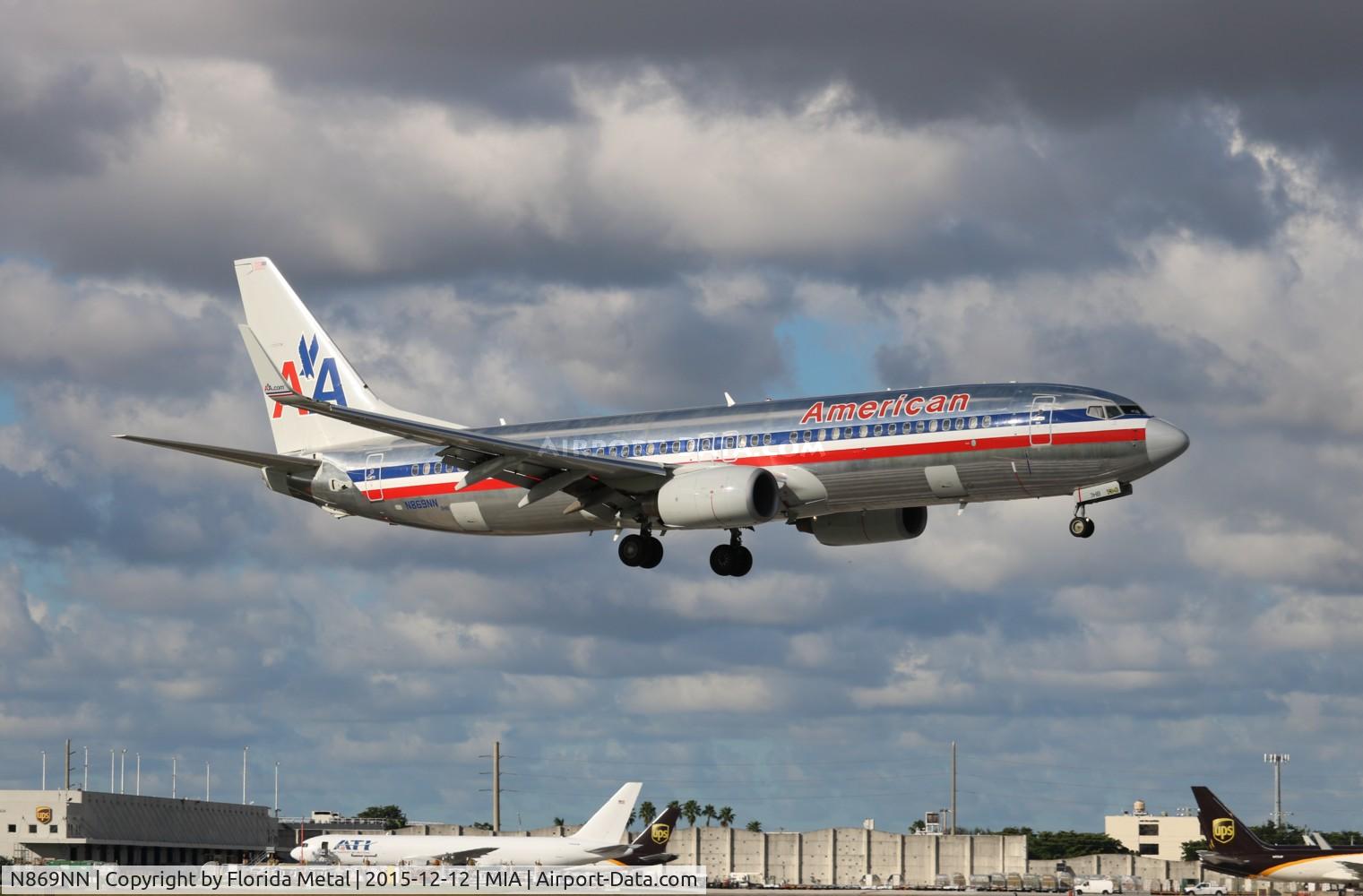 N869NN, 2011 Boeing 737-823 C/N 40764, American