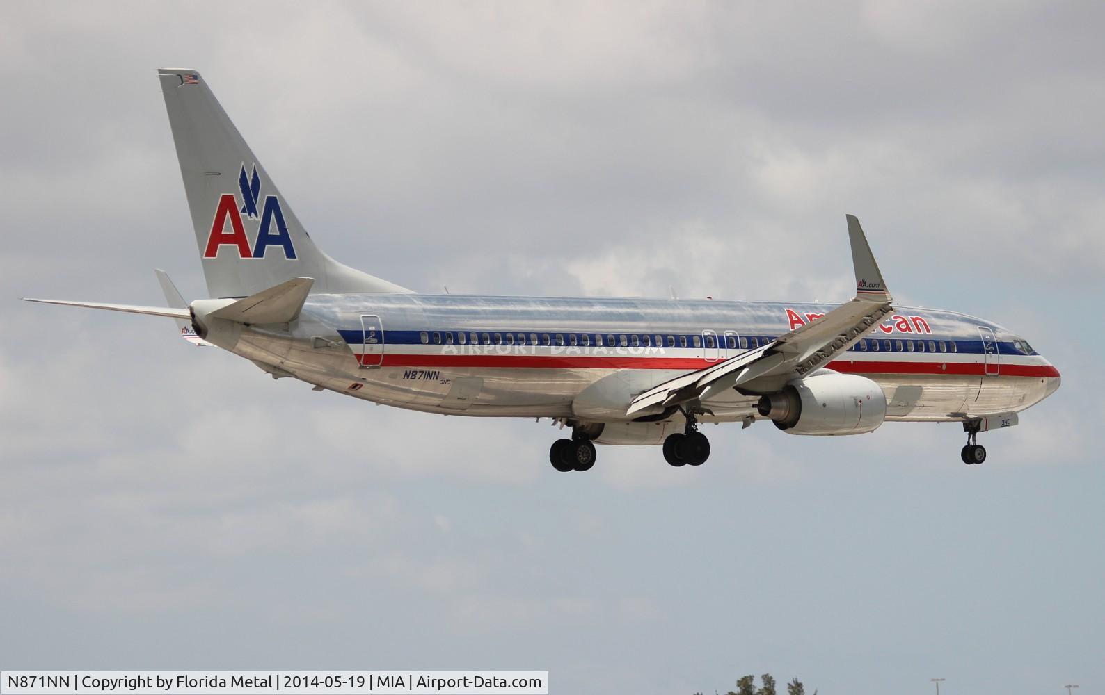 N871NN, 2011 Boeing 737-823 C/N 31127, American