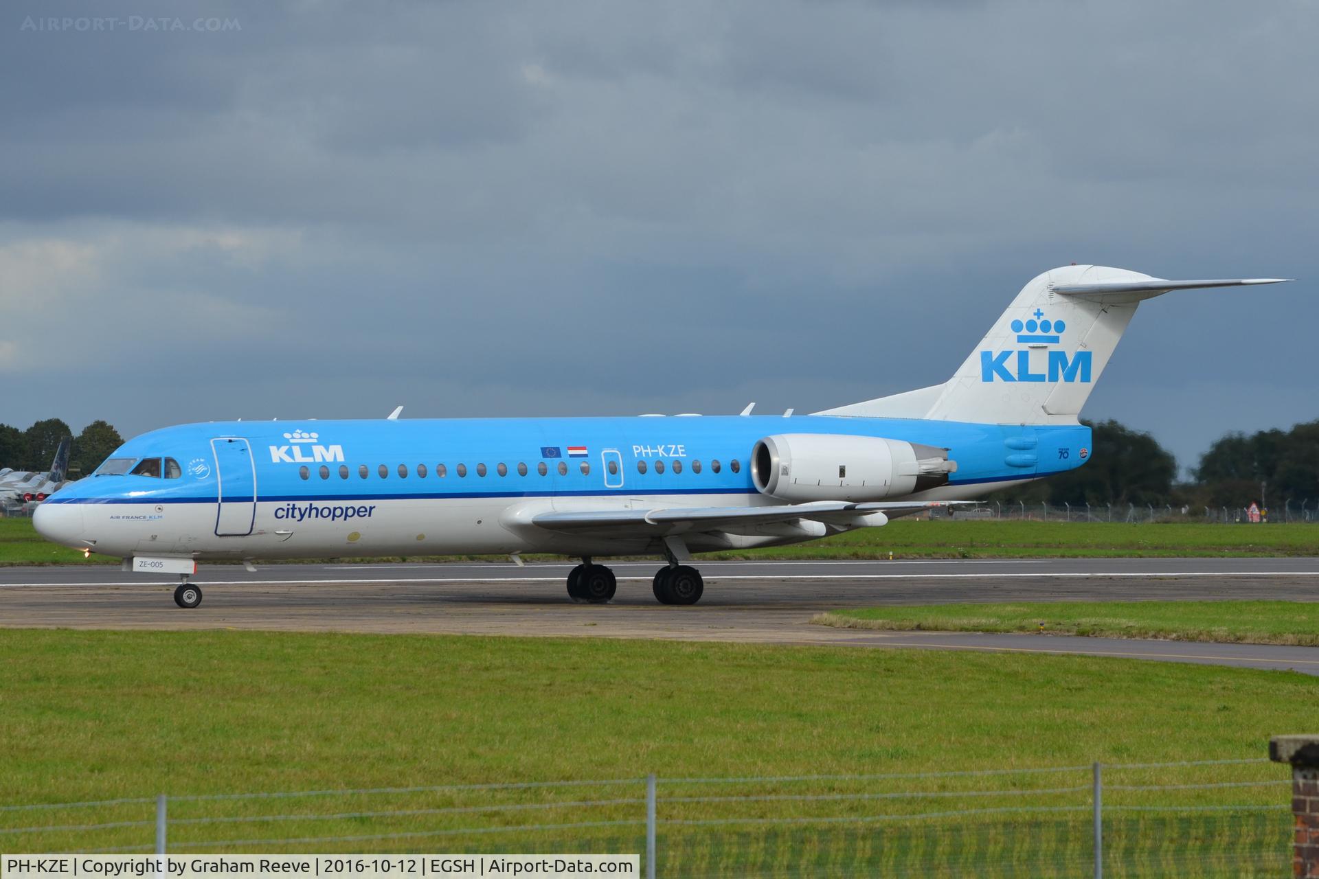 PH-KZE, 1996 Fokker 70 (F-28-0070) C/N 11576, About to depart from Norwich.