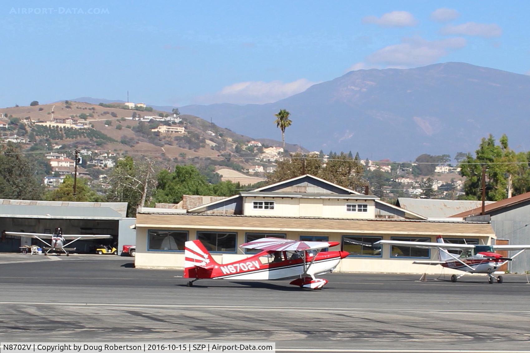 N8702V, 1975 Bellanca 8KCAB Decathlon C/N 189-75, 1975 Bellanca 8KCAB DECATHLON, Lycoming IO-320 150 Hp, taxi to Rwy 22