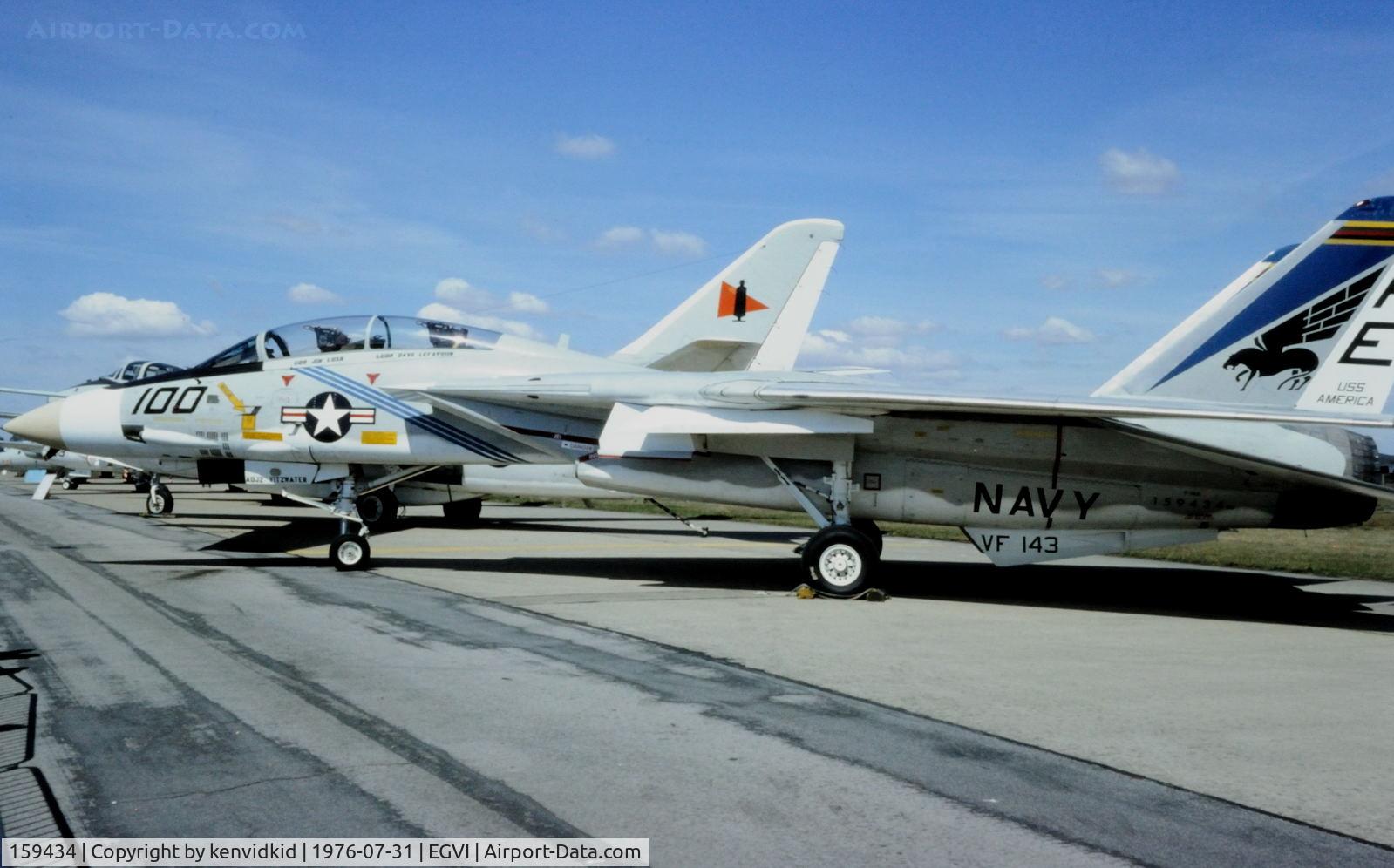 159434, Grumman F-14A Tomcat C/N 100, At the 1976 International Air Tattoo Greenham Common, copied from slide.