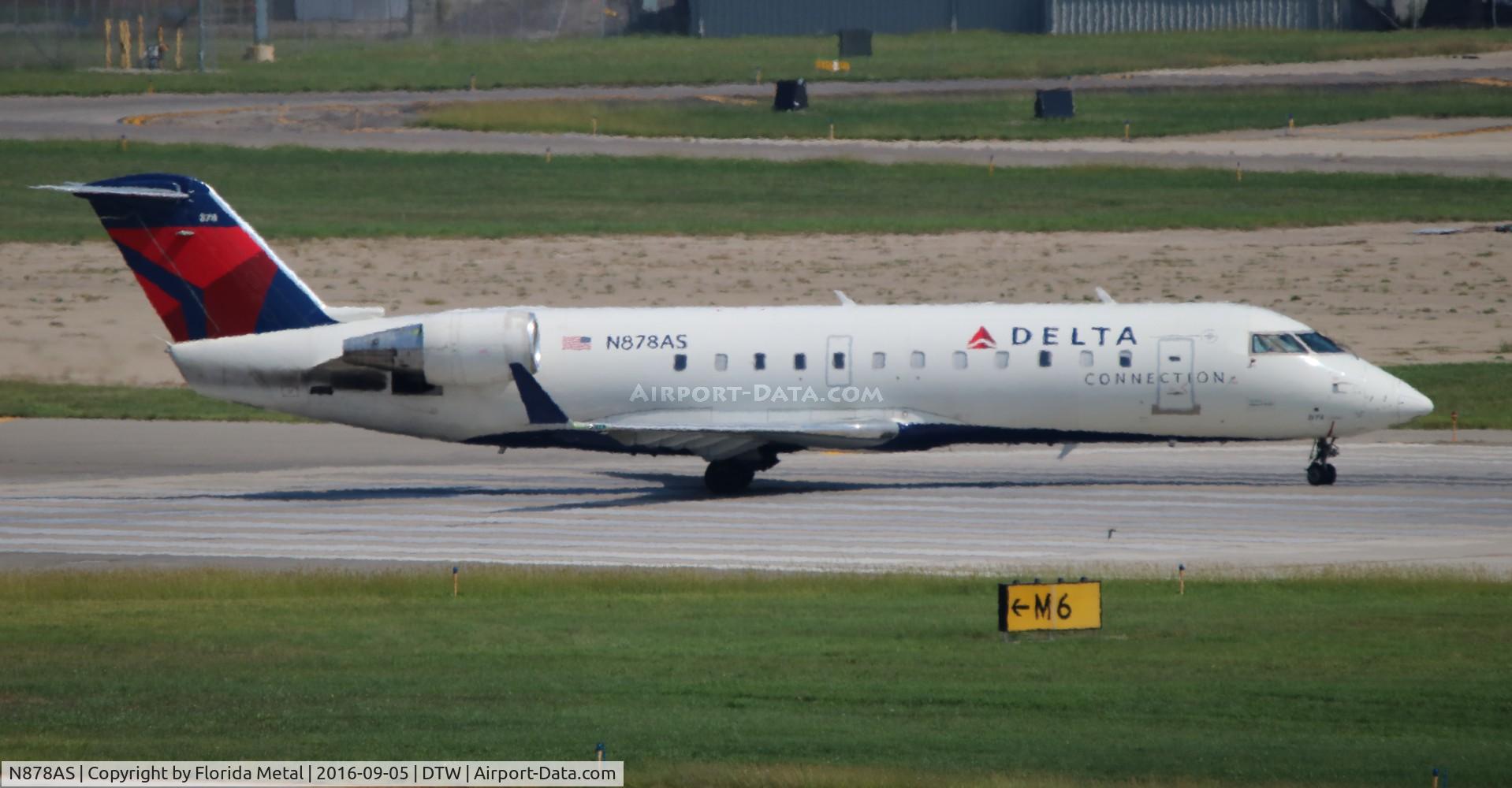 N878AS, 2002 Bombardier CRJ-200ER (CL-600-2B19) C/N 7590, Delta Connection
