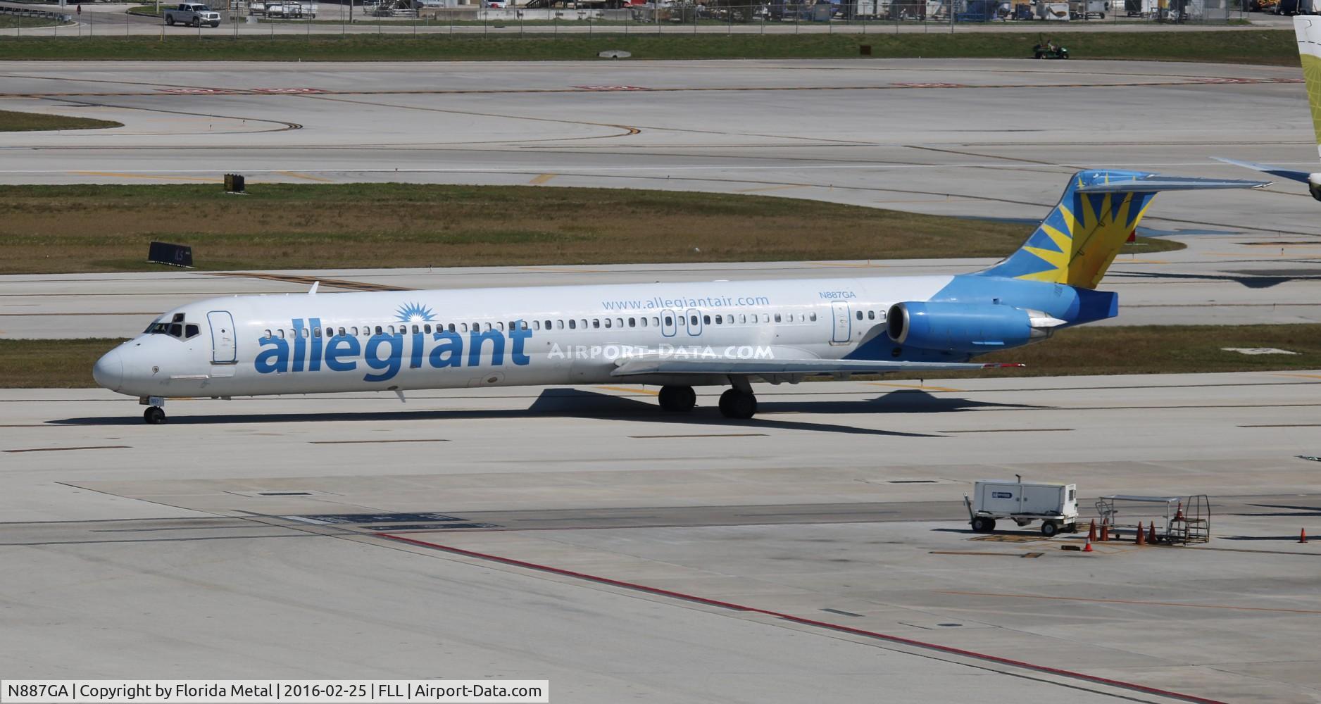 N887GA, 1990 McDonnell Douglas MD-82 (DC-9-82) C/N 49932, Allegiant