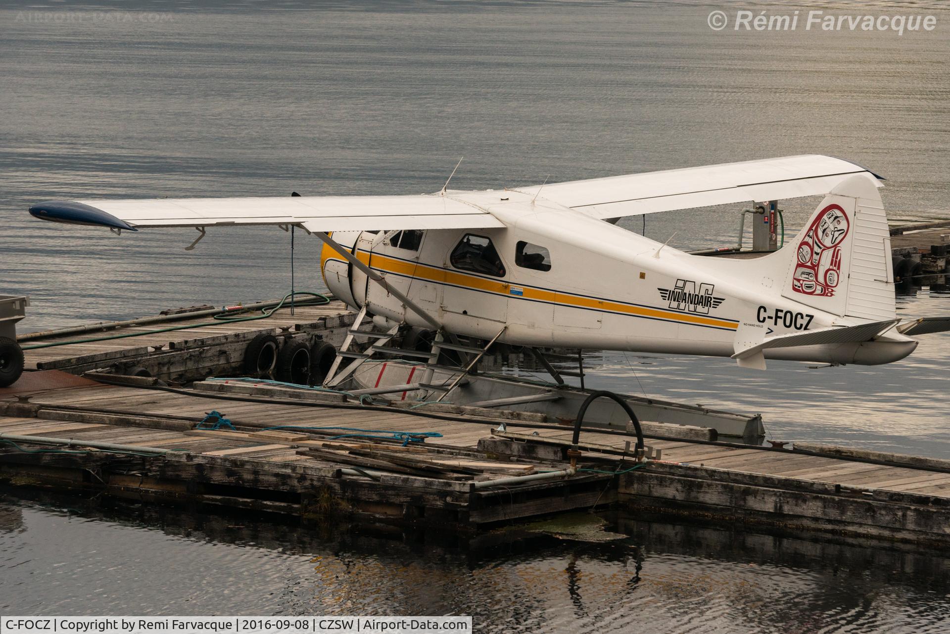 C-FOCZ, 1951 De Havilland Canada DHC-2 Beaver Mk.1 C/N 100, Docked.