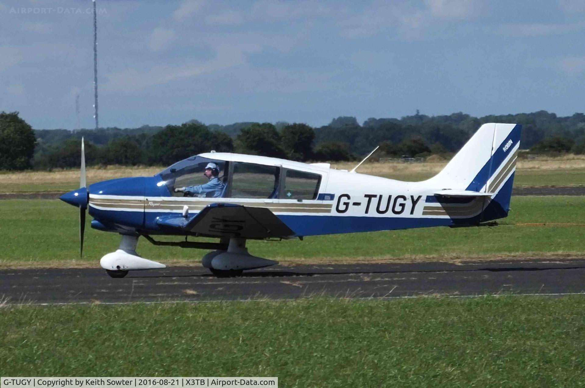G-TUGY, 1991 Robin DR-400-180 Regent Regent C/N 2052, glider comp