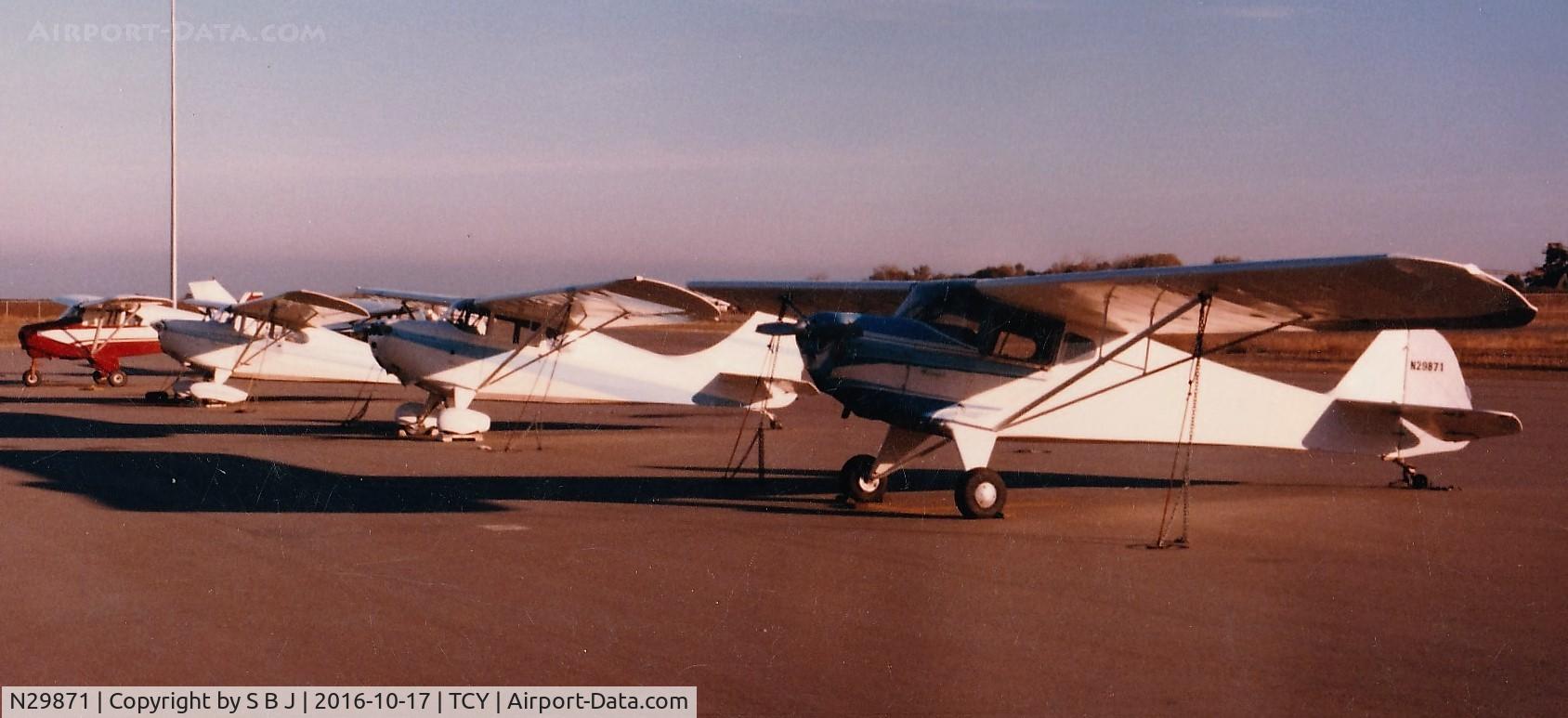 N29871, 1941 Taylorcraft BC12-65 C/N 2722, 871 flying out of Tracy, Ca. in the mid 80s. Was a very nice flying Tcraft.
