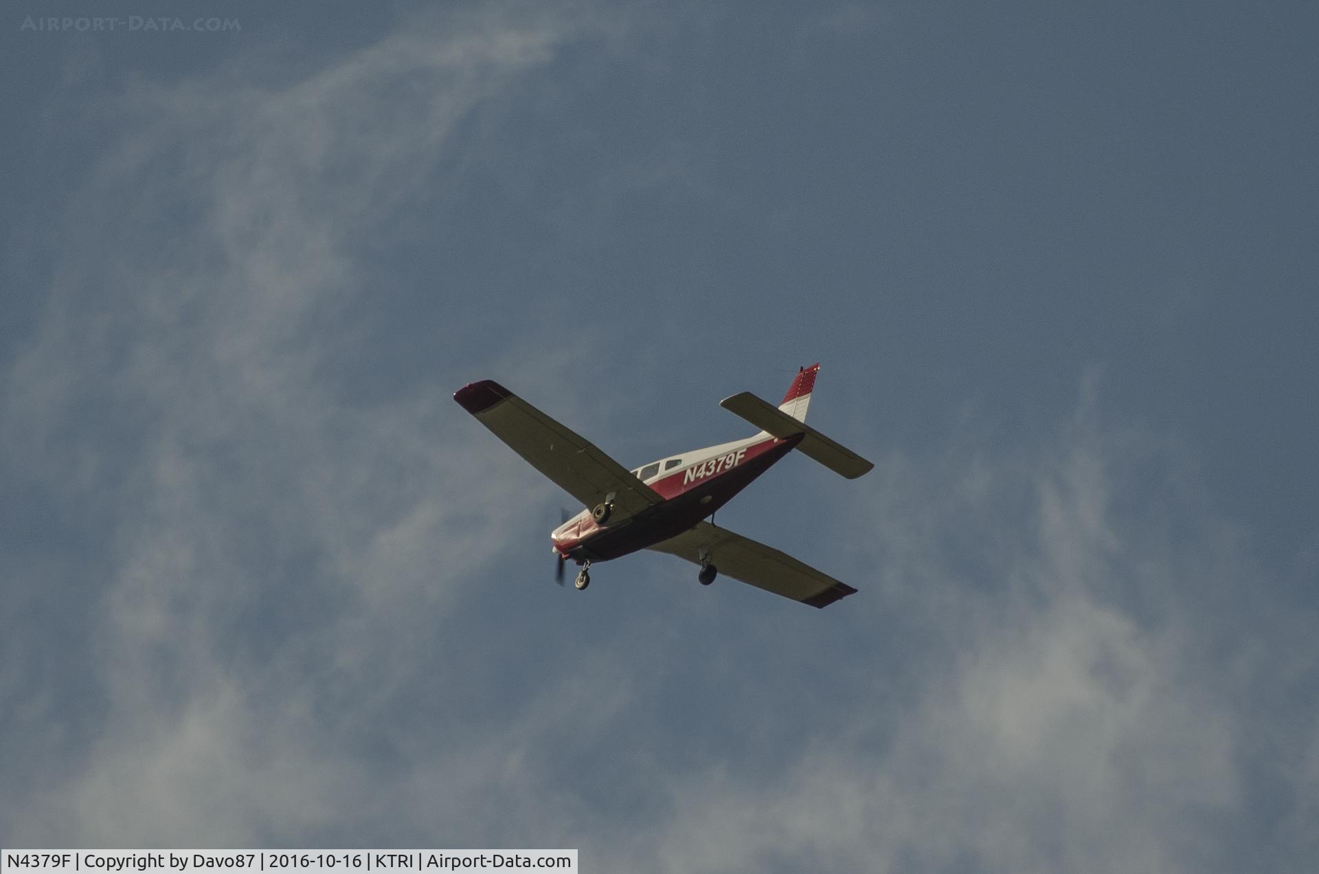N4379F, 1976 Piper PA-28-151 C/N 28-7715029, Flying over Bristol, TN on its way to Tri-Cities Airport (KTRI).