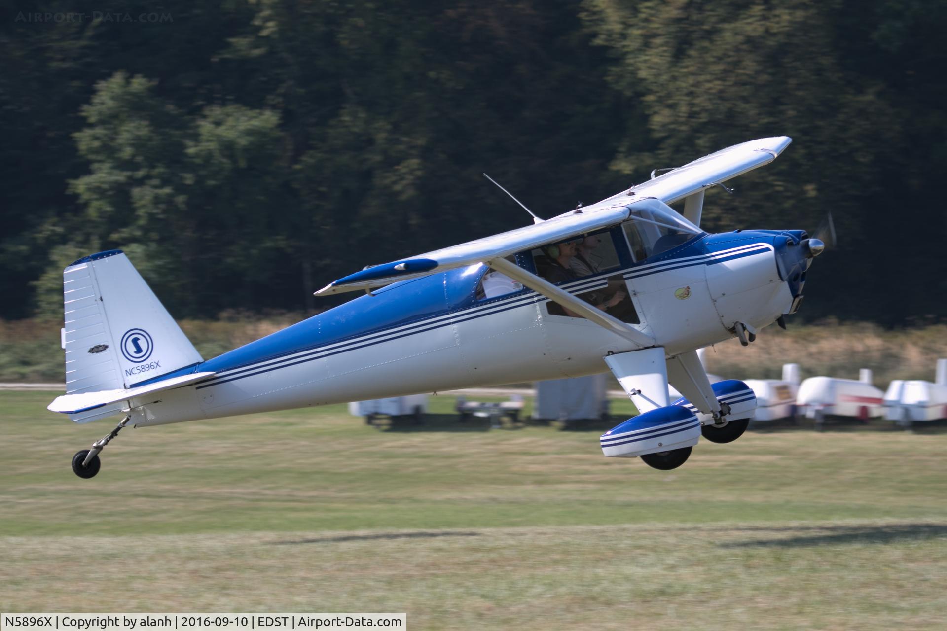 N5896X, Luscombe 8A C/N 2553, Arriving at the 2016 Hahnweide Oldtimer Fliegertreffen
