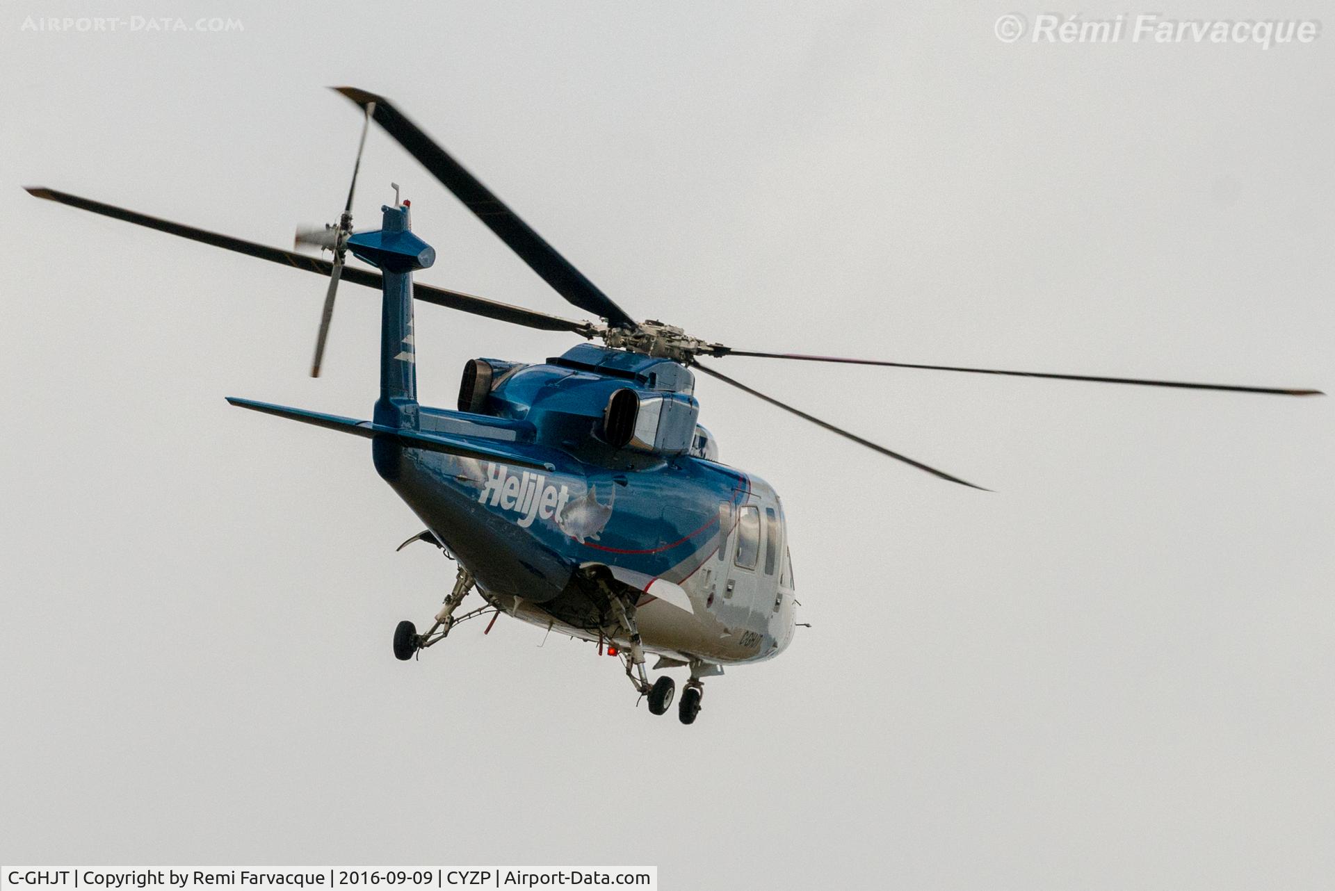 C-GHJT, 1980 Sikorsky S-76A C/N 760052, Taking off from HeliJet hangar. North-bound.