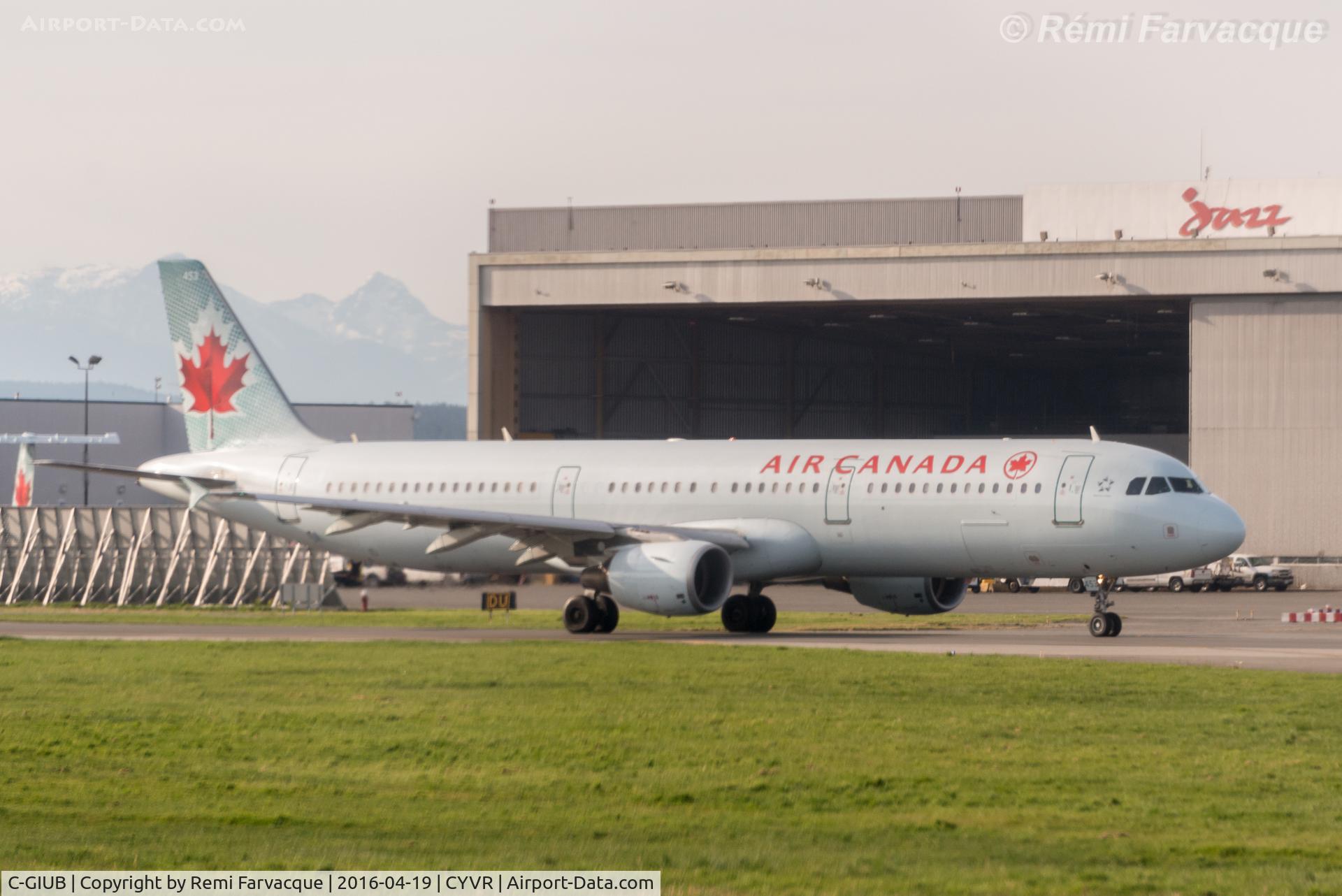 C-GIUB, 2001 Airbus A321-211 C/N 1623, Parked by Jazz (Air Canada) maintenance hangar.