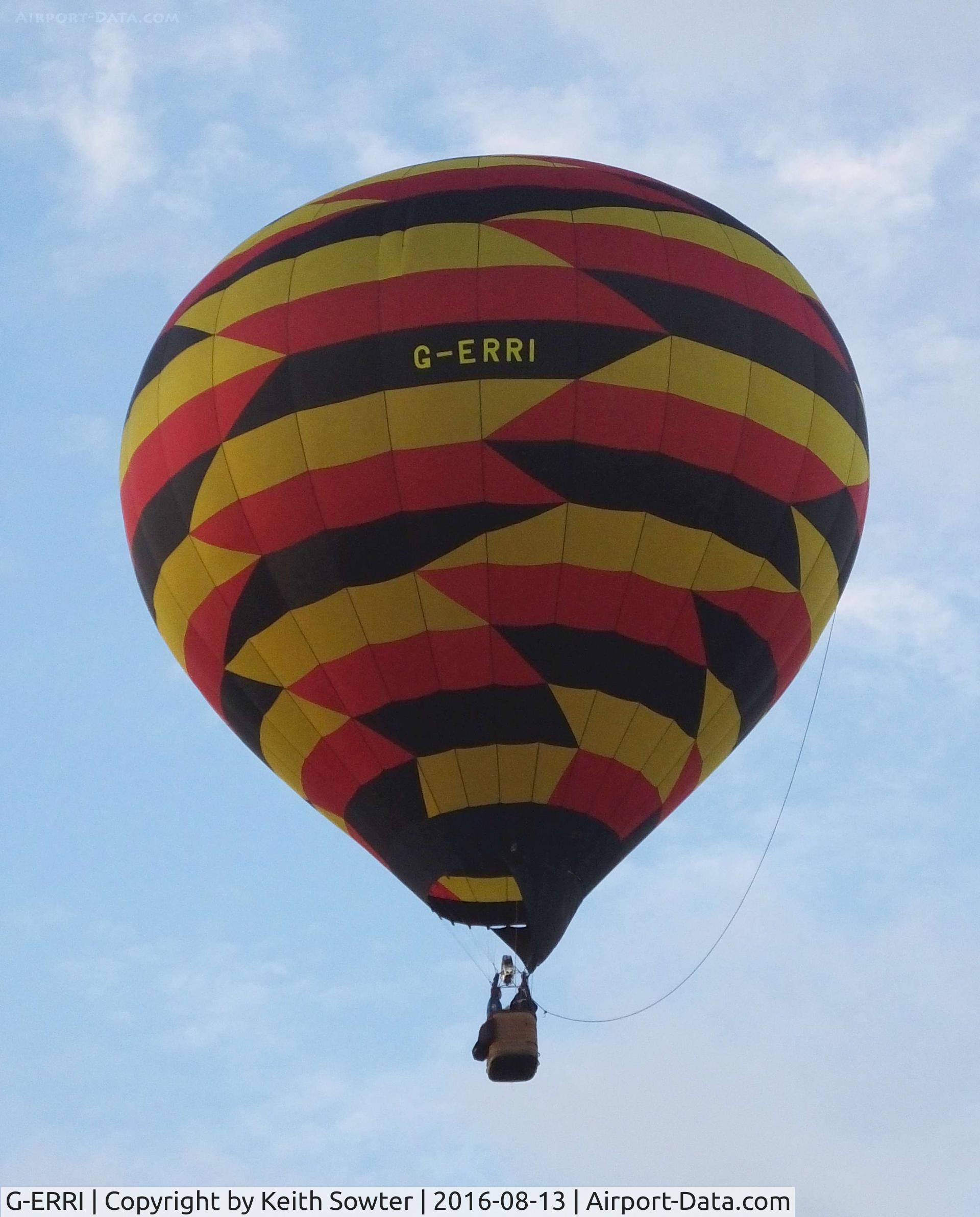 G-ERRI, 2002 Lindstrand Balloons LBL 77A C/N 811, G-CFXP