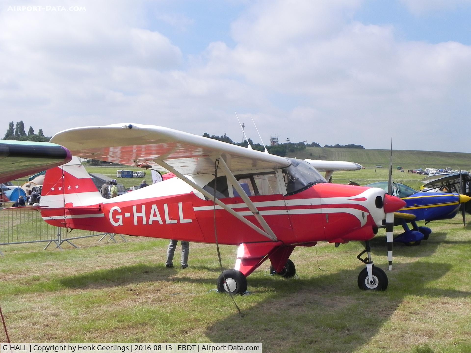 G-HALL, 1960 Piper PA-22-160 Tri Pacer C/N 22-7423, Schaffen Diest . Oldtimer show