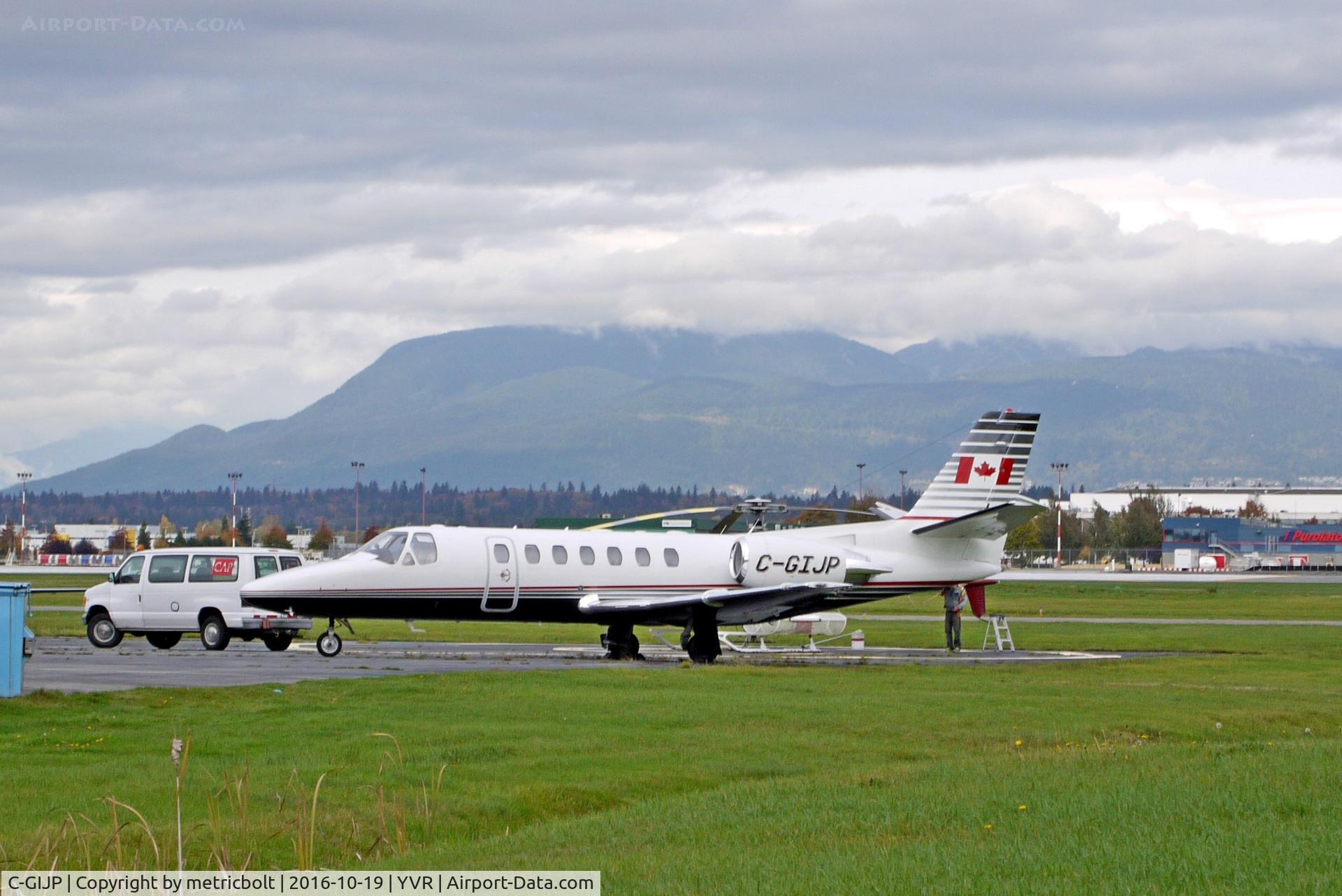 C-GIJP, 2003 Cessna 560 Citation Encore C/N 560-0648, At YVR