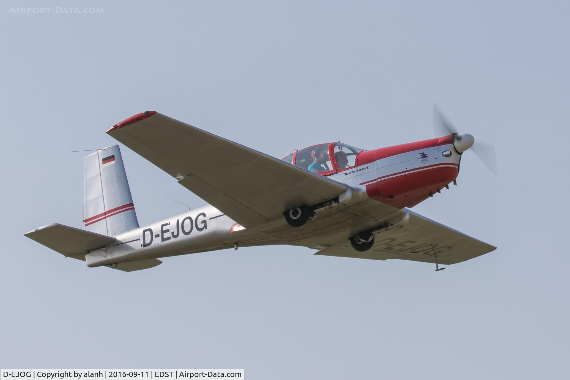 D-EJOG, 1958 Orlican L-40 Meta Sokol C/N 150402, Departing the 2016 Hahnweide Oldtimer Fliegertreffen