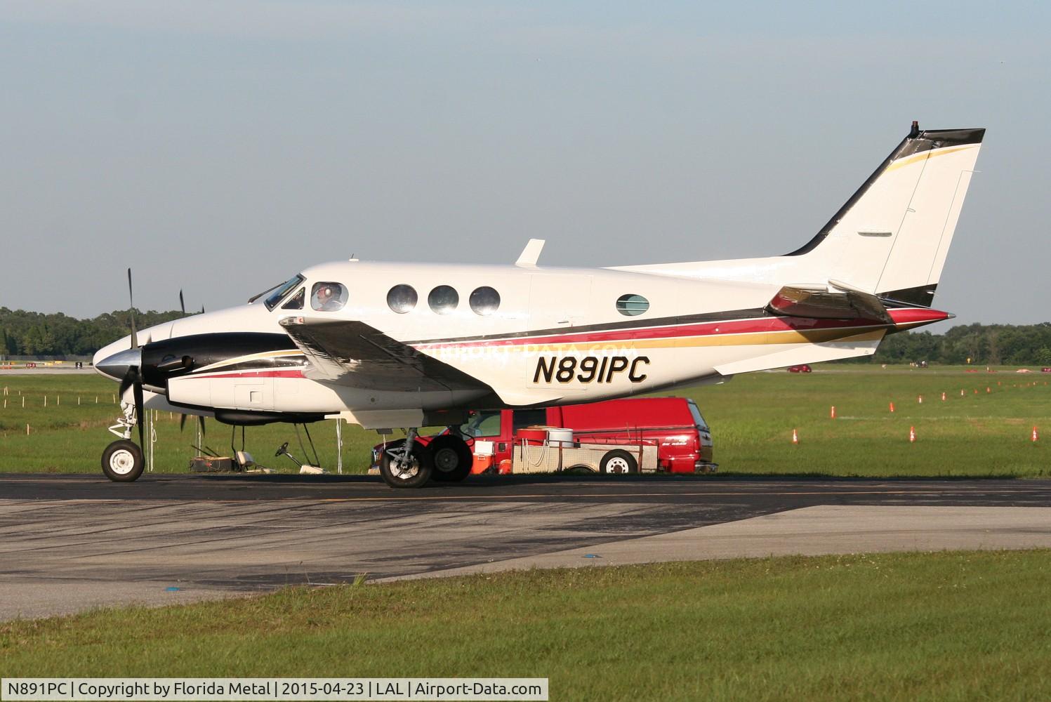 N891PC, 1973 Beech E-90 King Air C/N LW-40, Beech E90