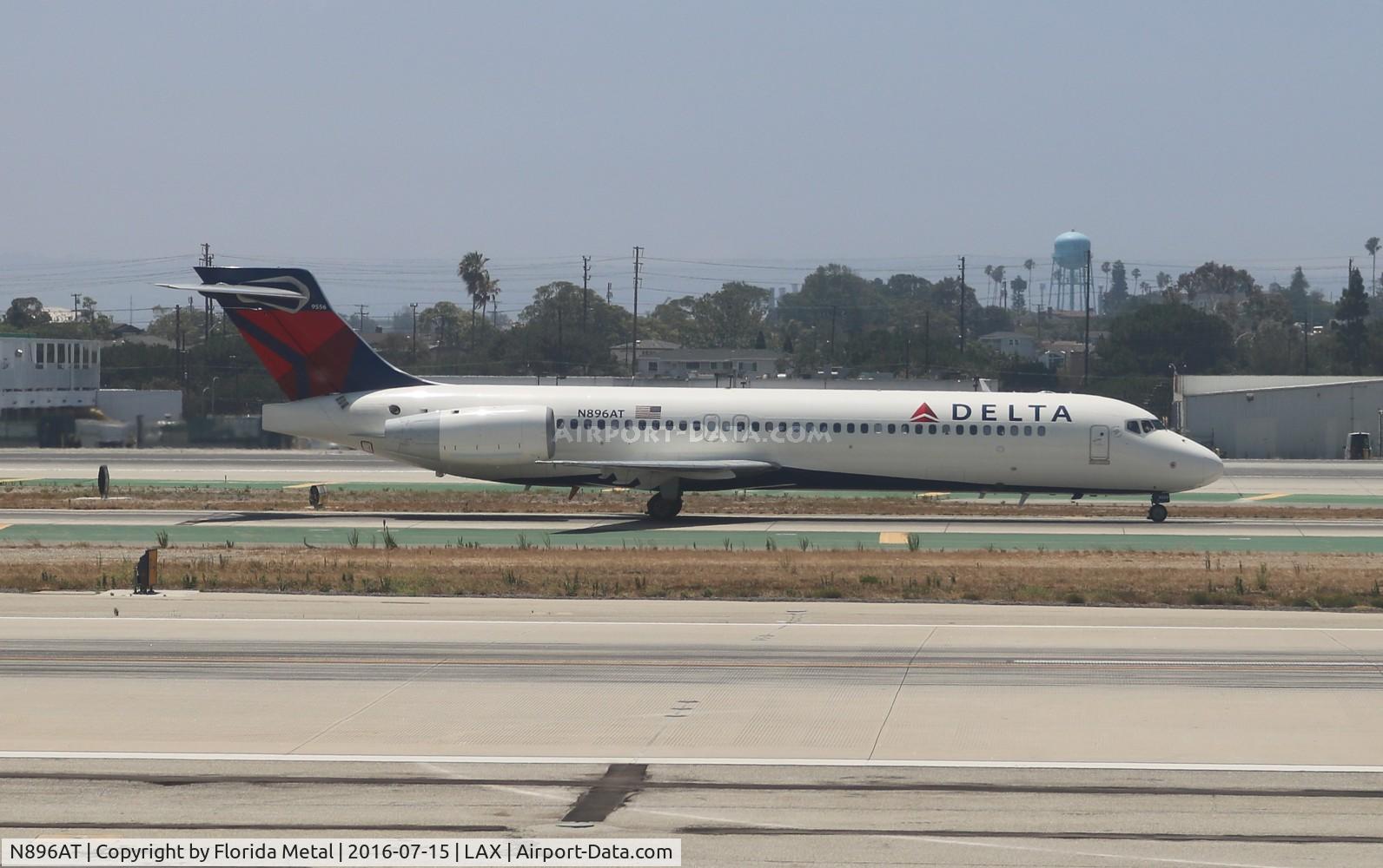 N896AT, 2005 Boeing 717-200 C/N 55048, Delta