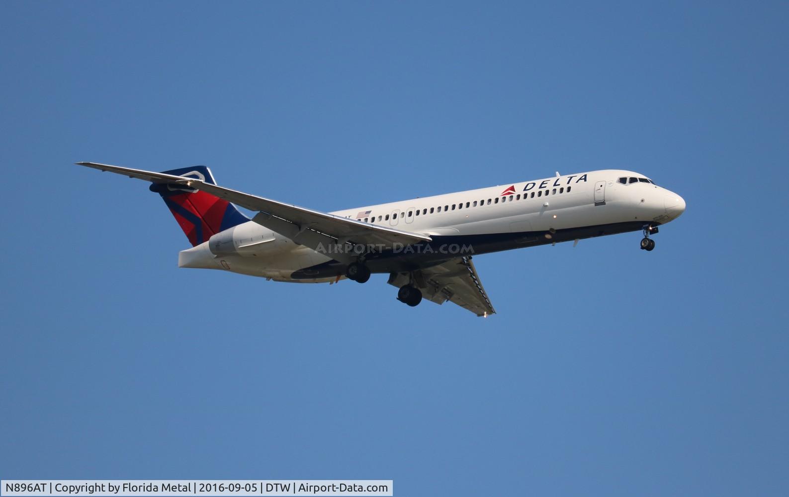 N896AT, 2005 Boeing 717-200 C/N 55048, Delta