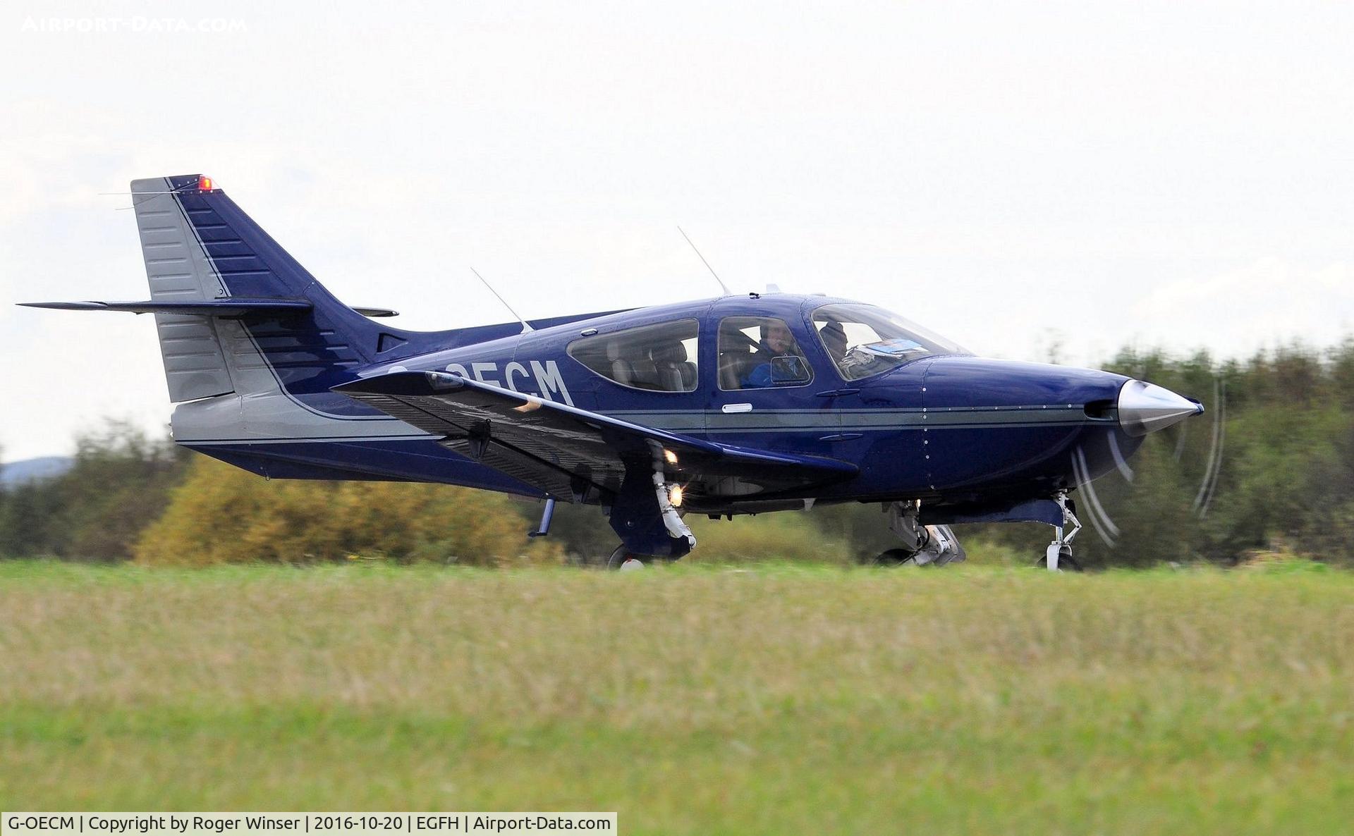 G-OECM, 1995 Rockwell Commander 114B C/N 14627, Visiting Commander departing Runway 04.