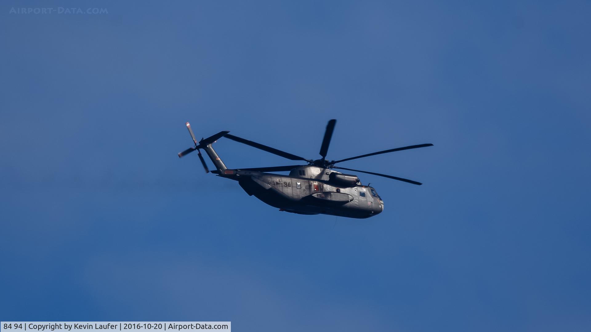 84 94, Sikorsky (VFW-Fokker) CH-53G C/N V65-092, Im Tiefflug über Günzburg - Bayern - Germany