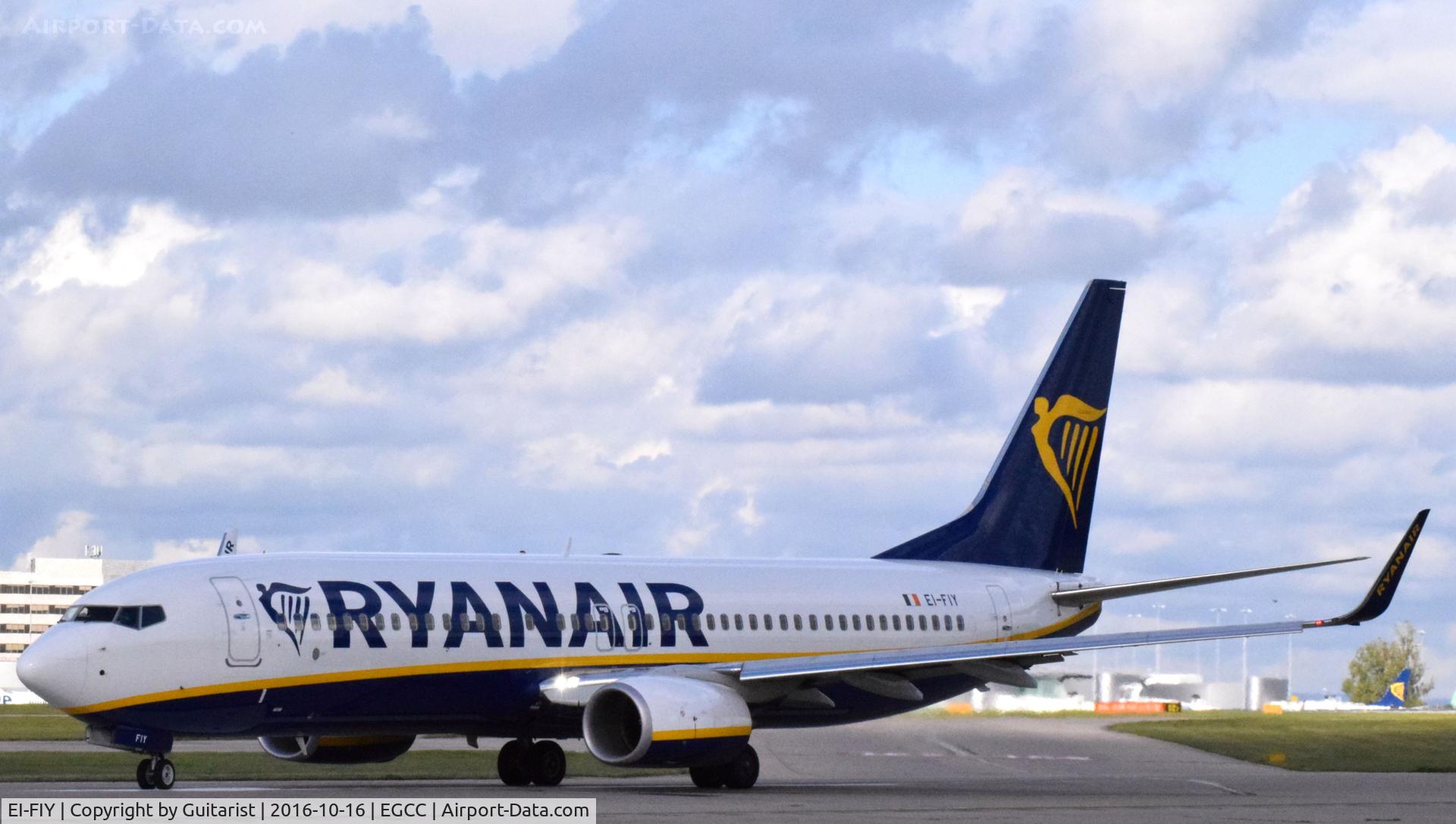 EI-FIY, 2015 Boeing 737-8AS C/N 44707, At Manchester