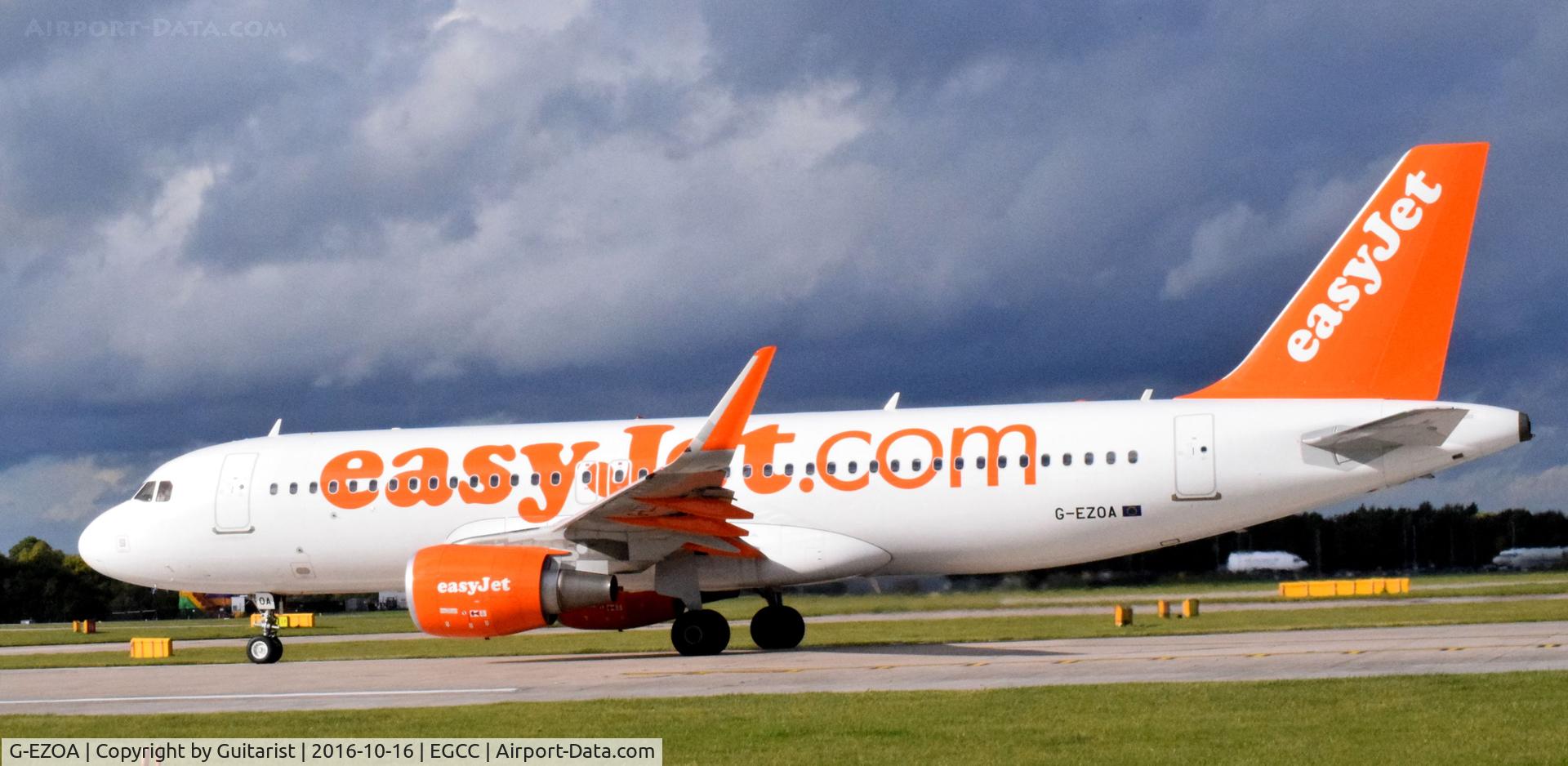 G-EZOA, 2014 Airbus A320-214 C/N 6412, At Manchester