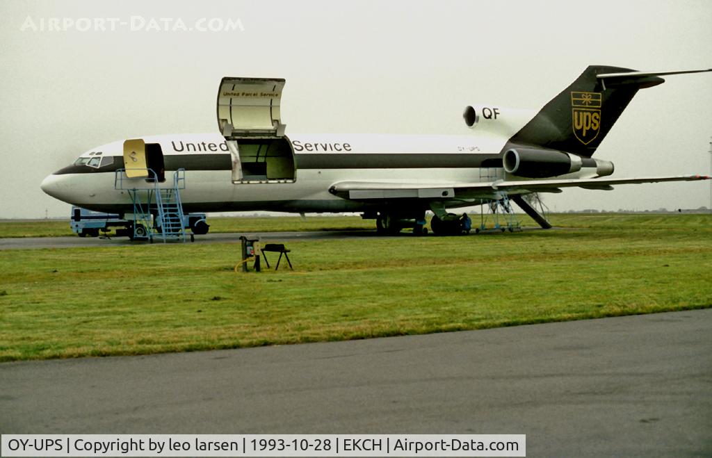 OY-UPS, 1967 Boeing 727-31C (QF) C/N 19232, Copenhagen 28.10.93