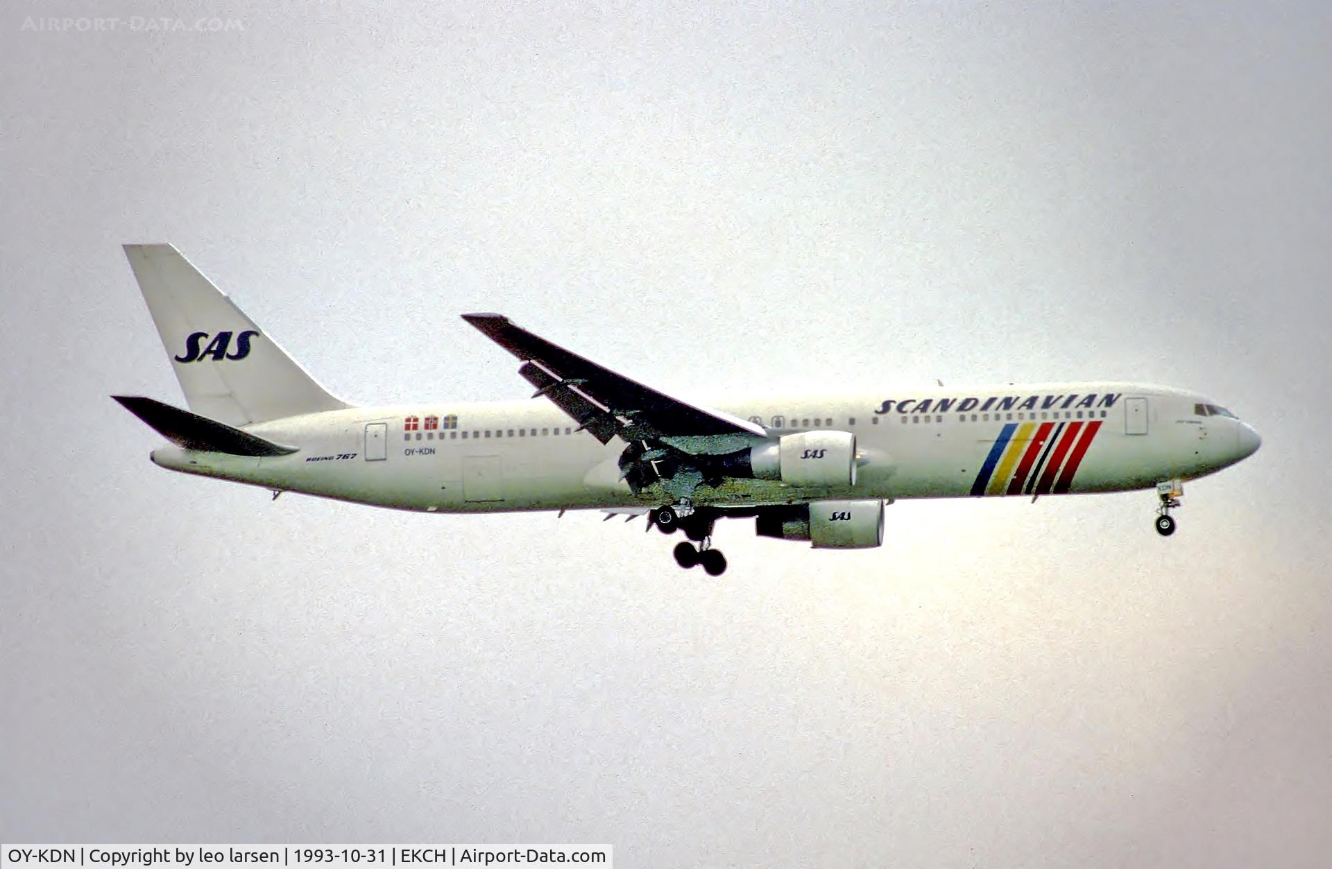 OY-KDN, 1990 Boeing 767-383/ER C/N 24848, Copenhagen 31.10.93