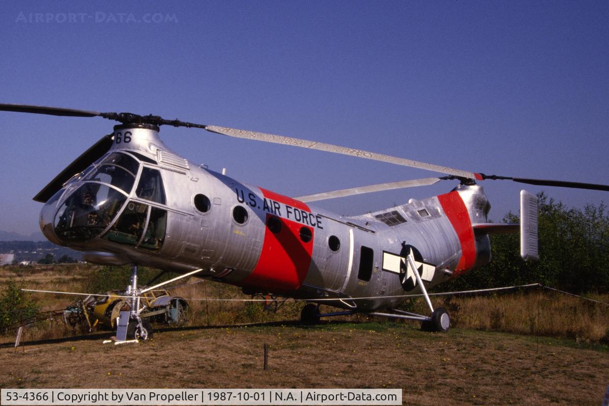 53-4366, 1953 Vertol H-21B Workhorse C/N B.116, USAF Piasecki CH-21B-PH Workhorse in the Canadian Museum of Flight & Transportation, Vancouver, B.C., Canada, 1987