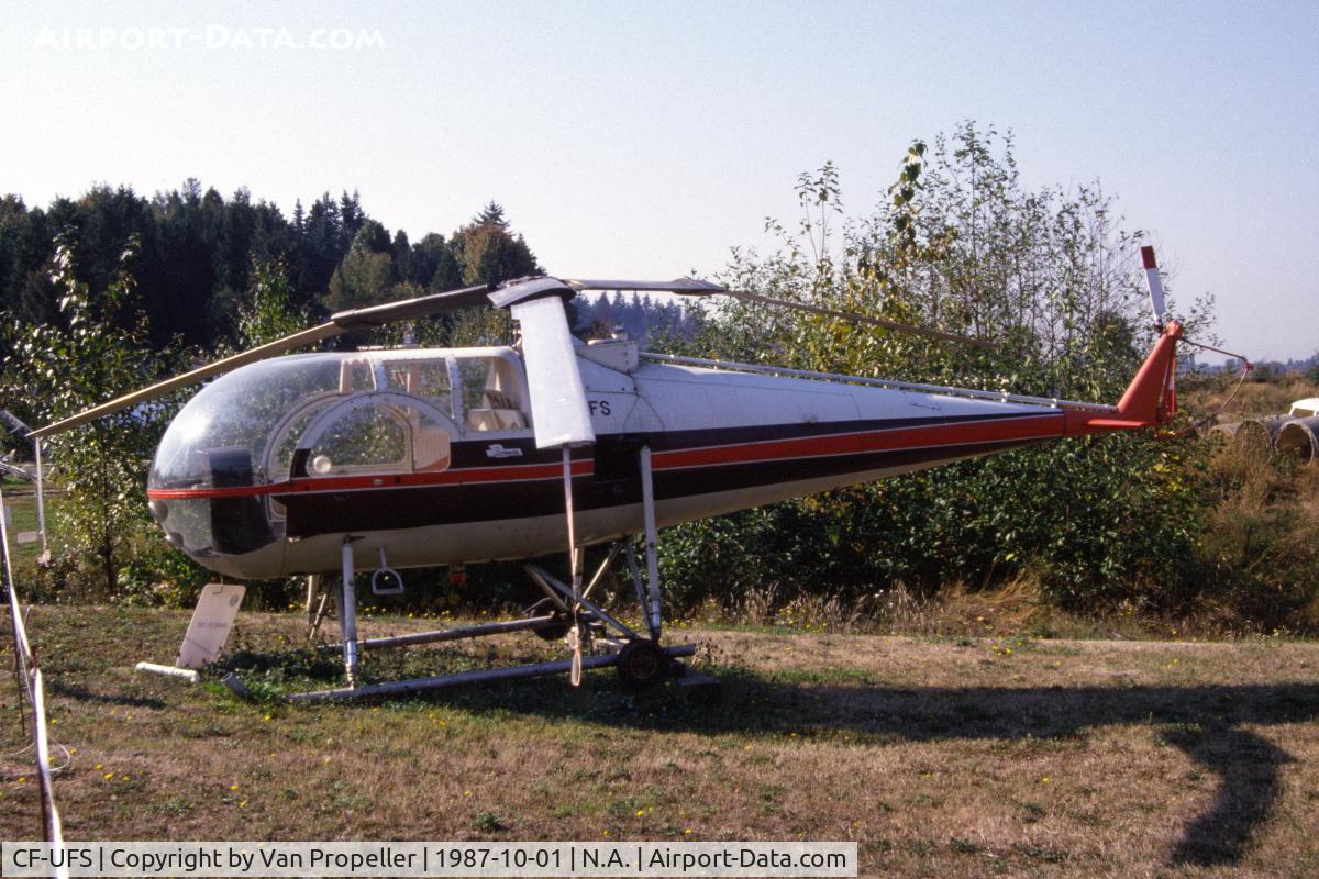 CF-UFS, 1966 Brantly 305 C/N 1022, Brantly 305 in the Canadian Museum of Flight & Transportation, Vancouver, B.C., Canada, 1987