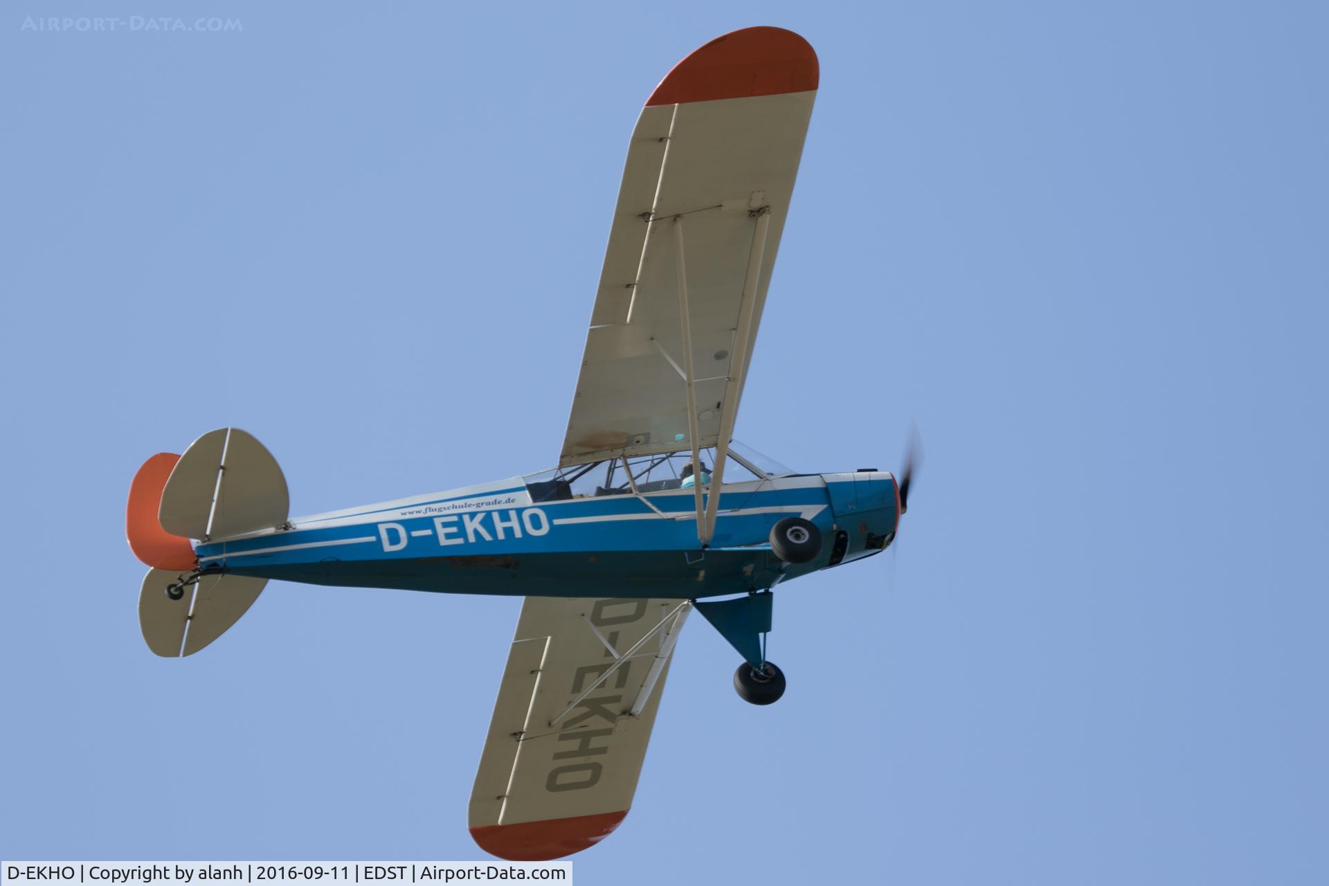 D-EKHO, 1951 Piper PA-19 Super Cub C/N 18-1009, Departing the 2016 Hahnweide Oldtimer Fliegertreffen