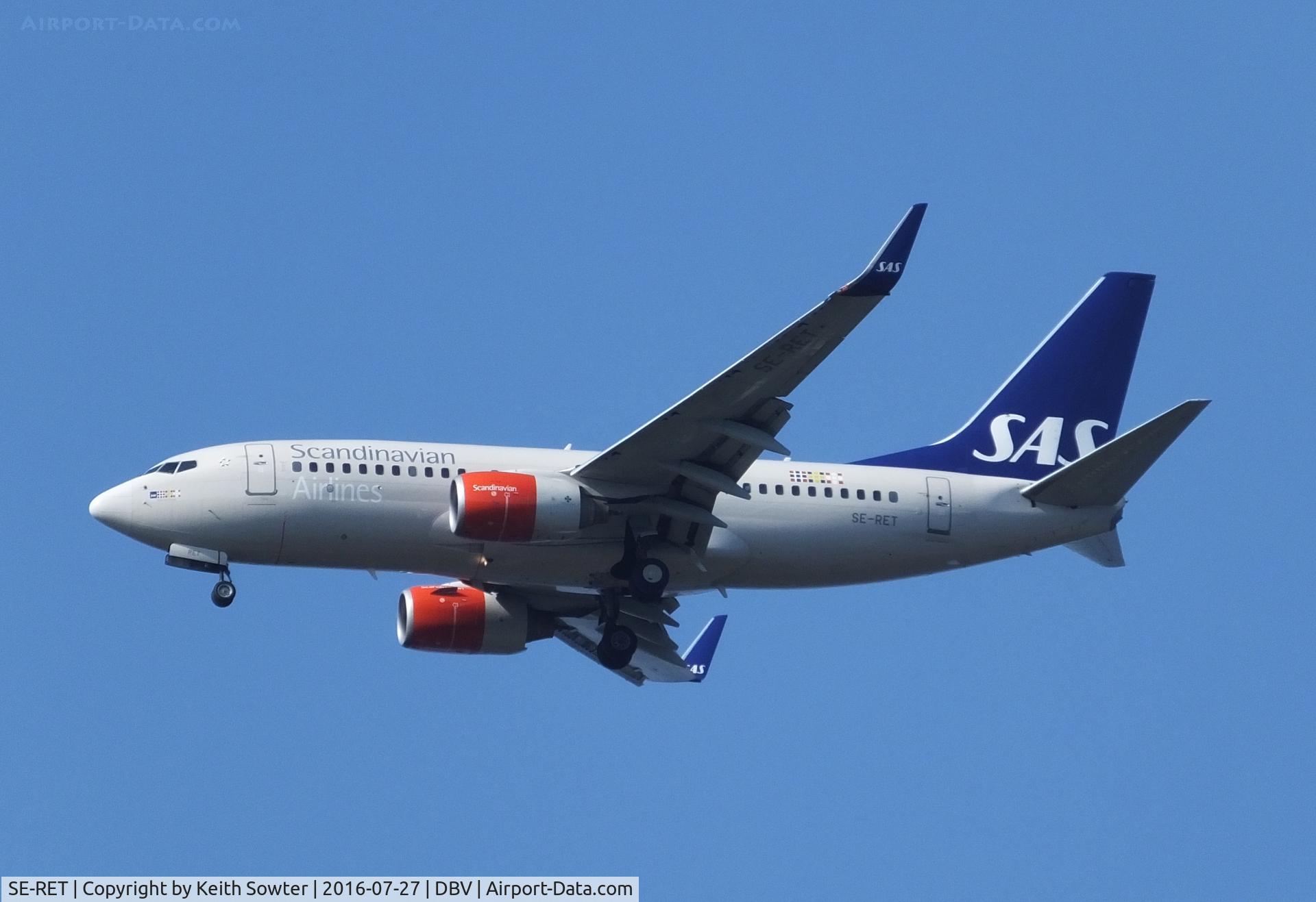 SE-RET, 2002 Boeing 737-76N C/N 32734, On final approach at Dubrovnik